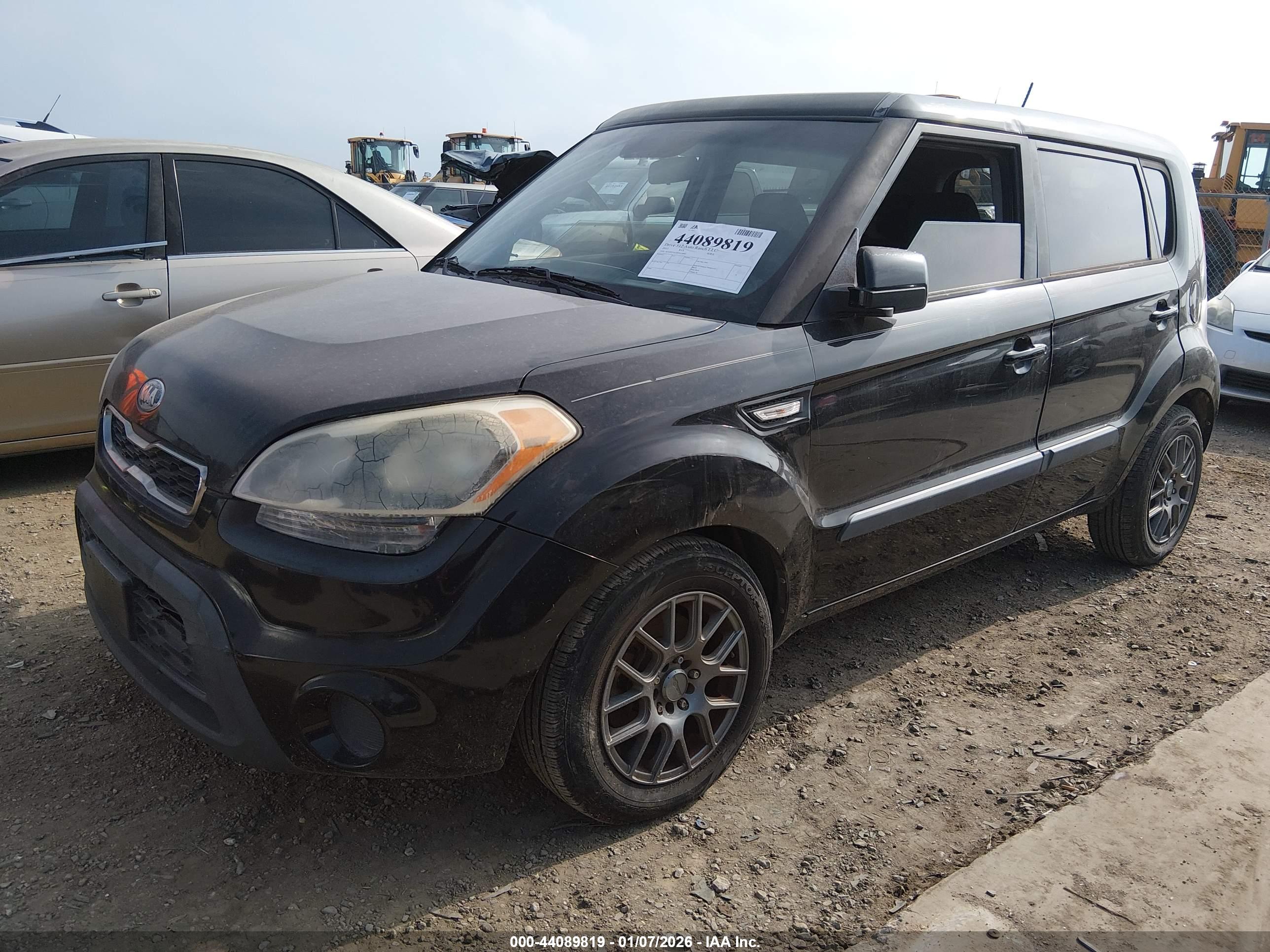 KIA SOUL image 2