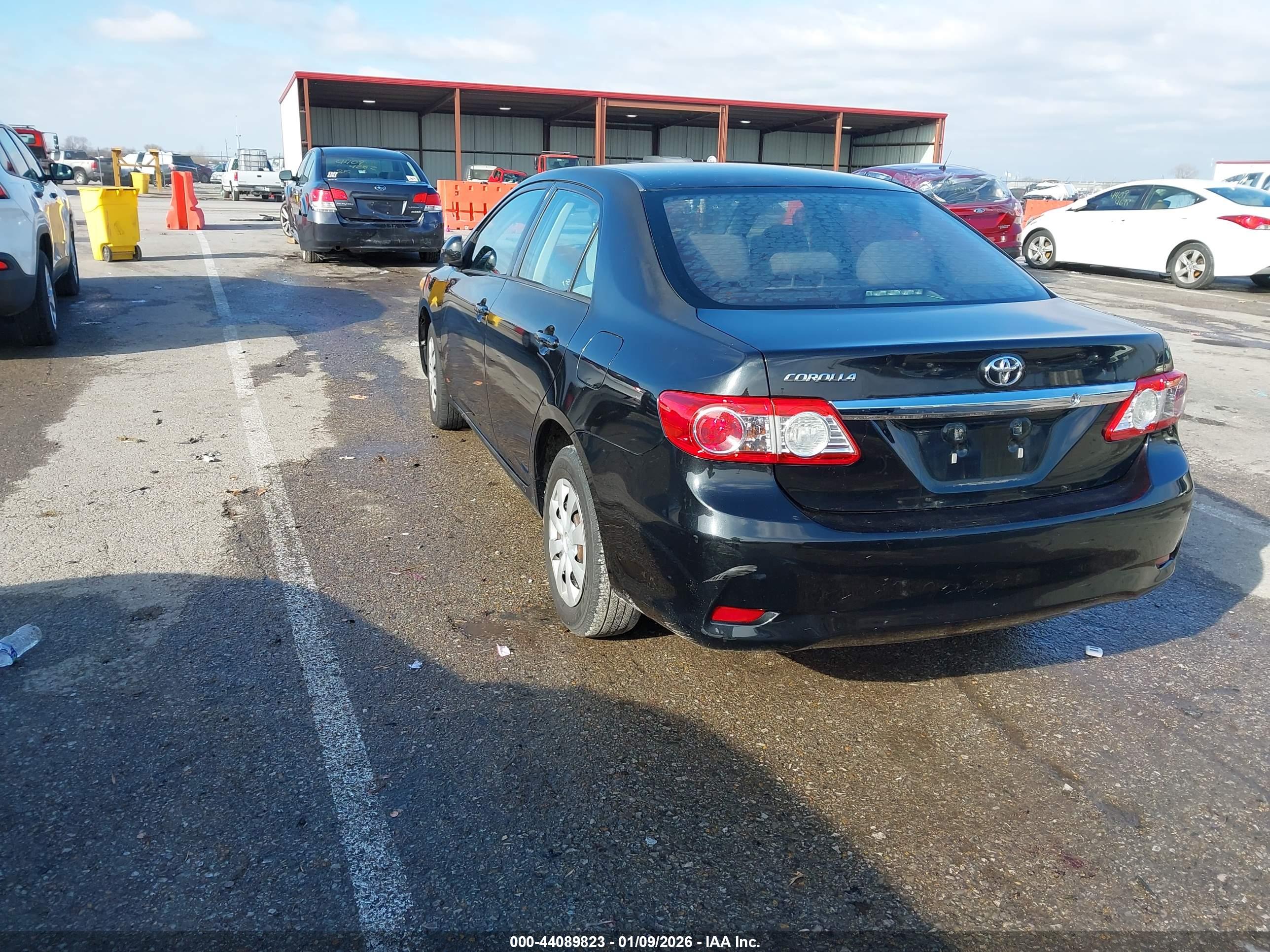 TOYOTA COROLLA image 3