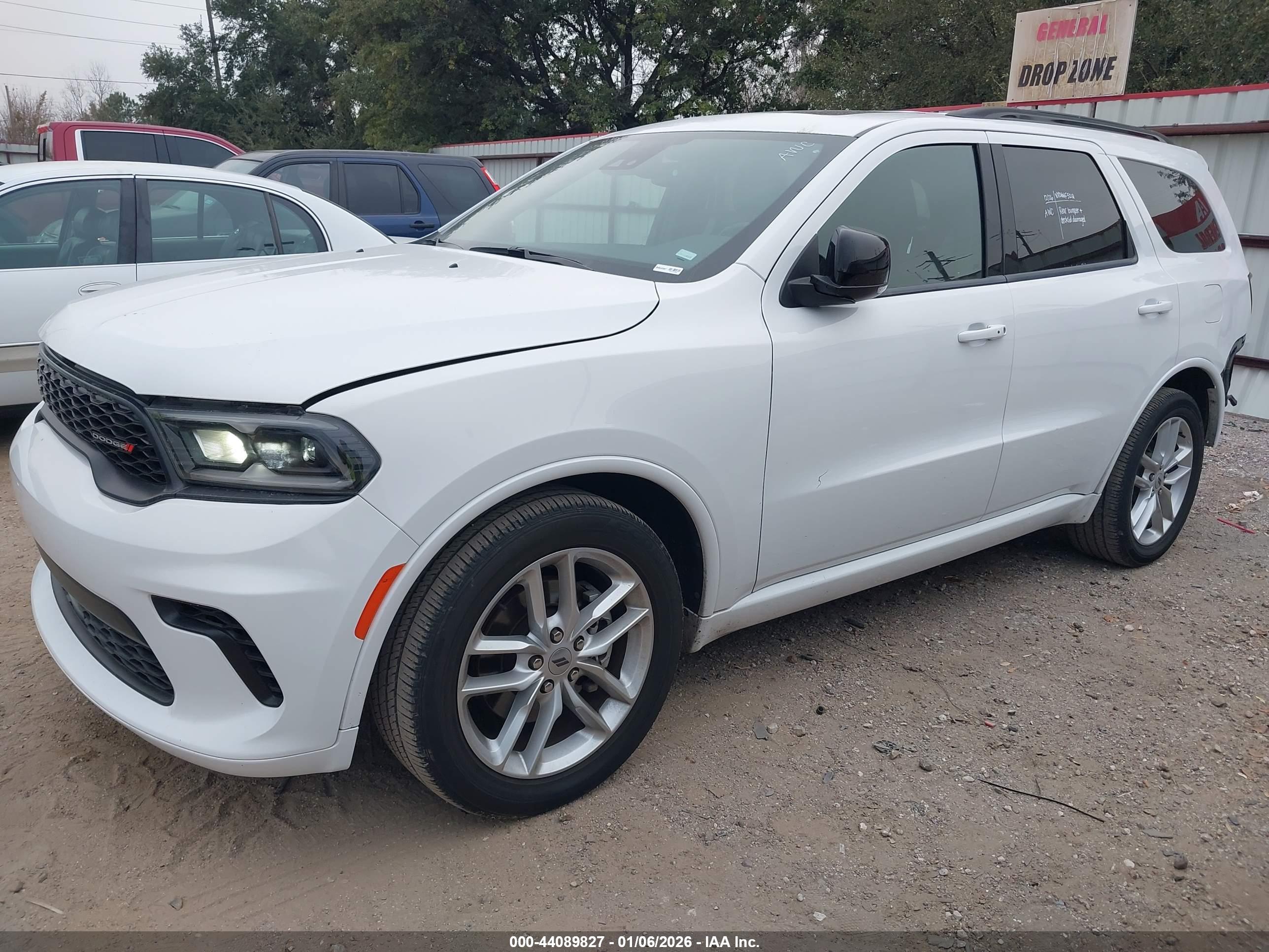 DODGE DURANGO image 2