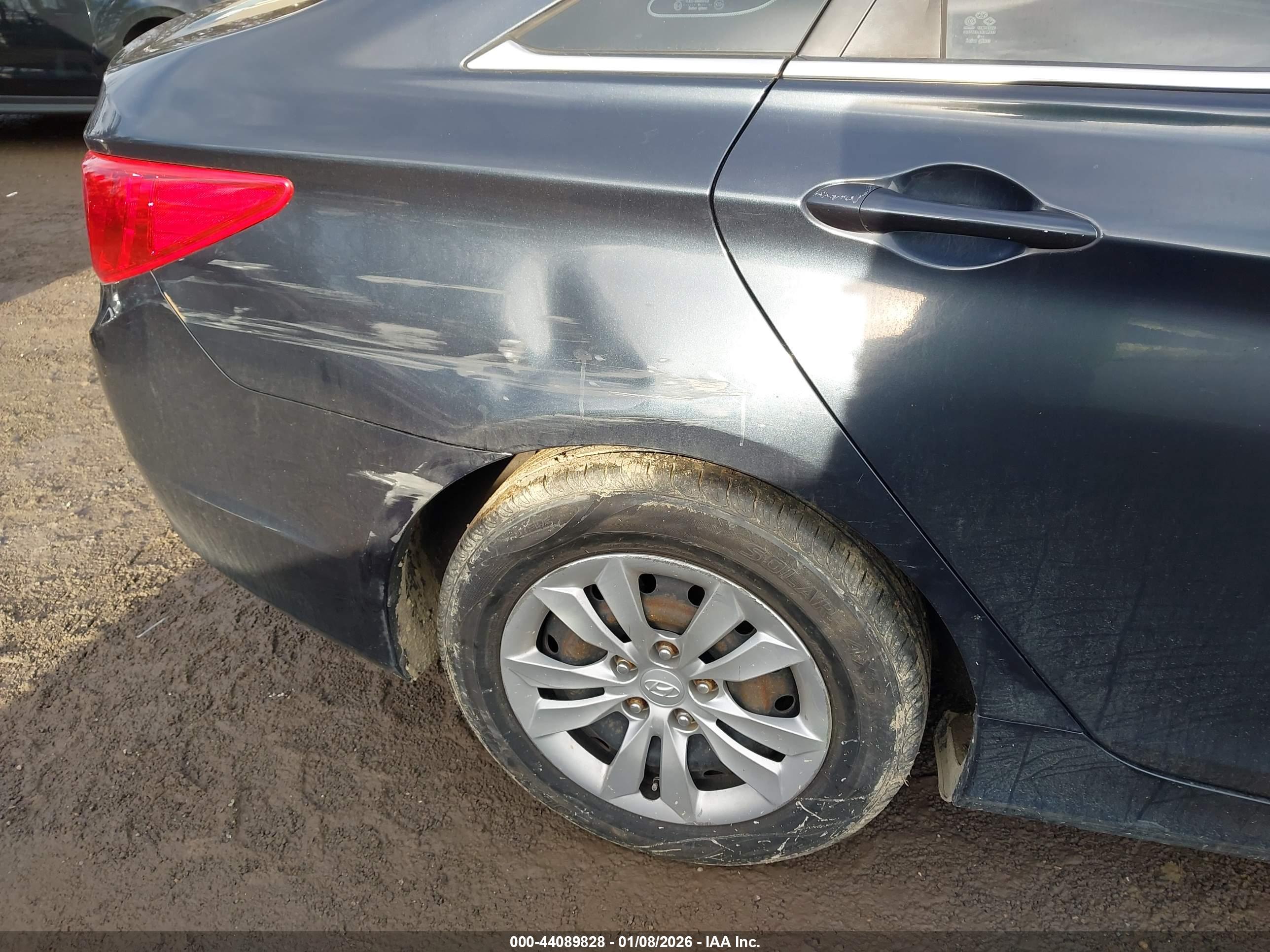 HYUNDAI SONATA image 6