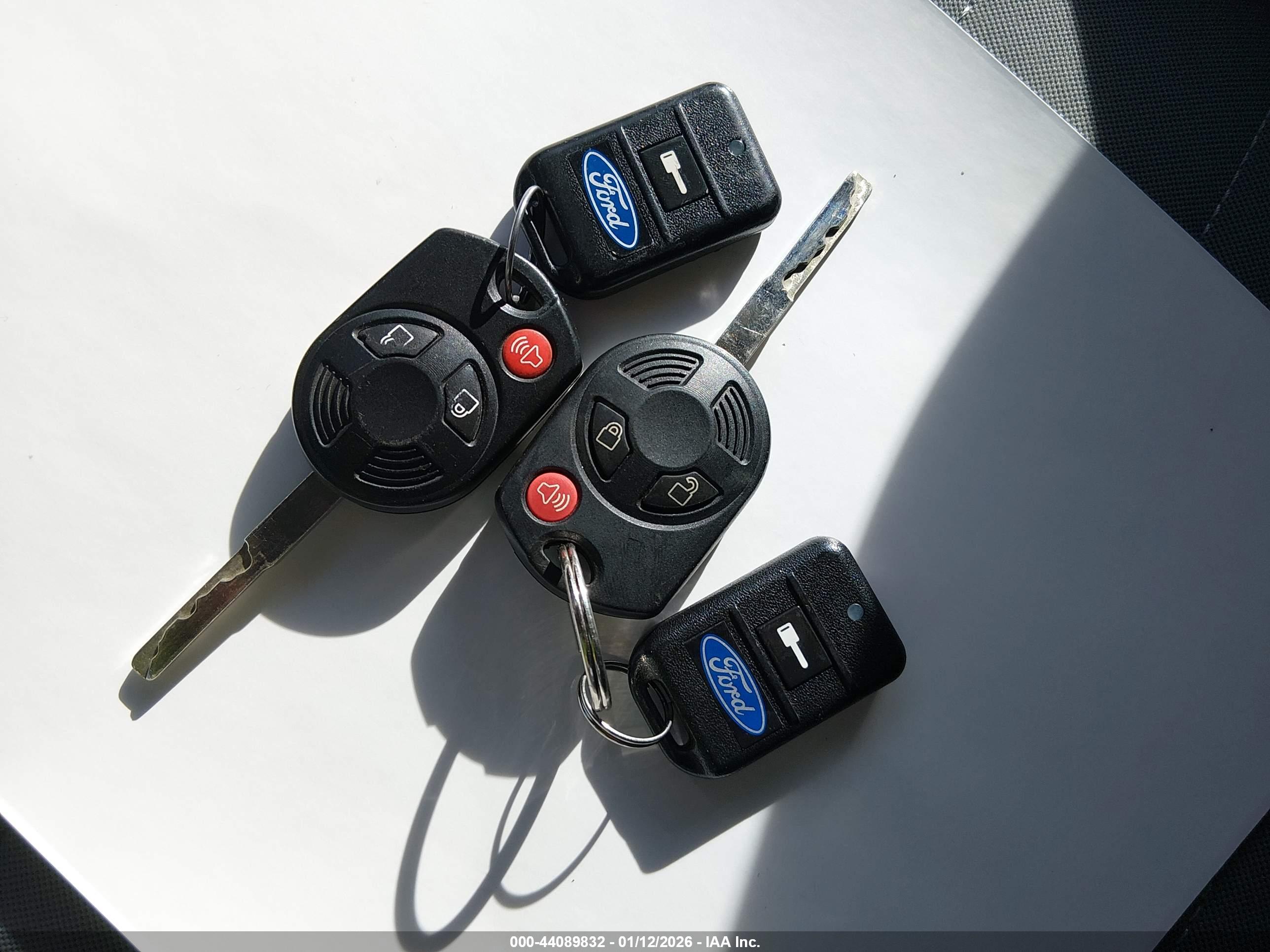 FORD ESCAPE image 11