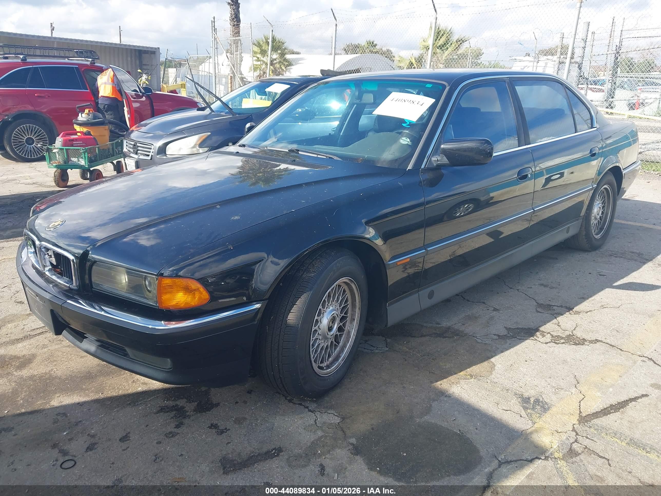 BMW 740IL image 2