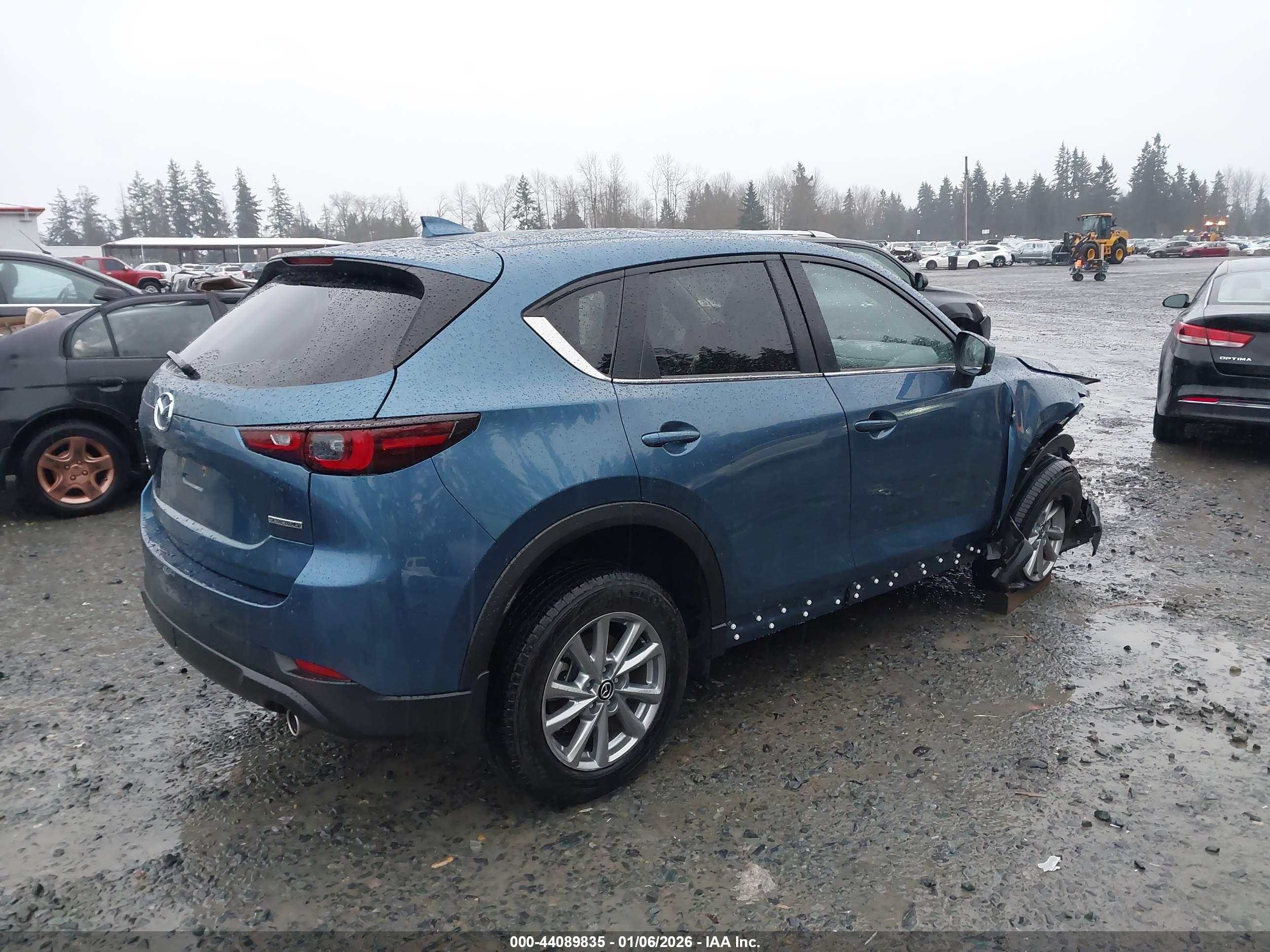 MAZDA CX-5 image 4
