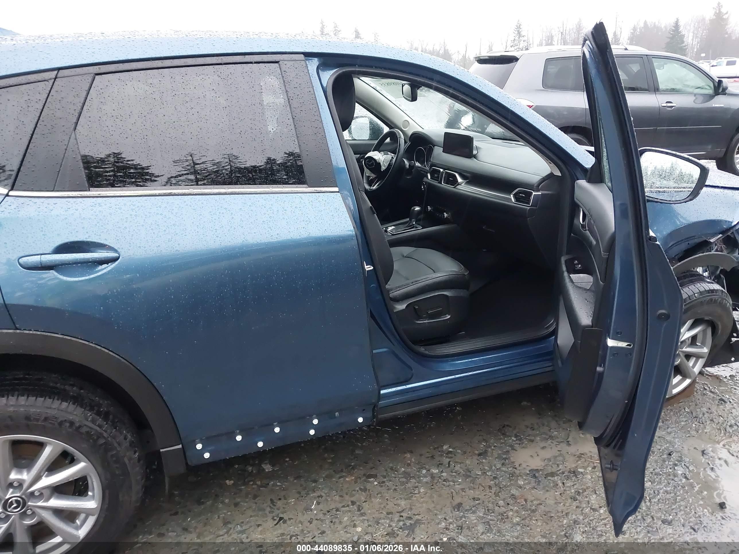 MAZDA CX-5 image 5