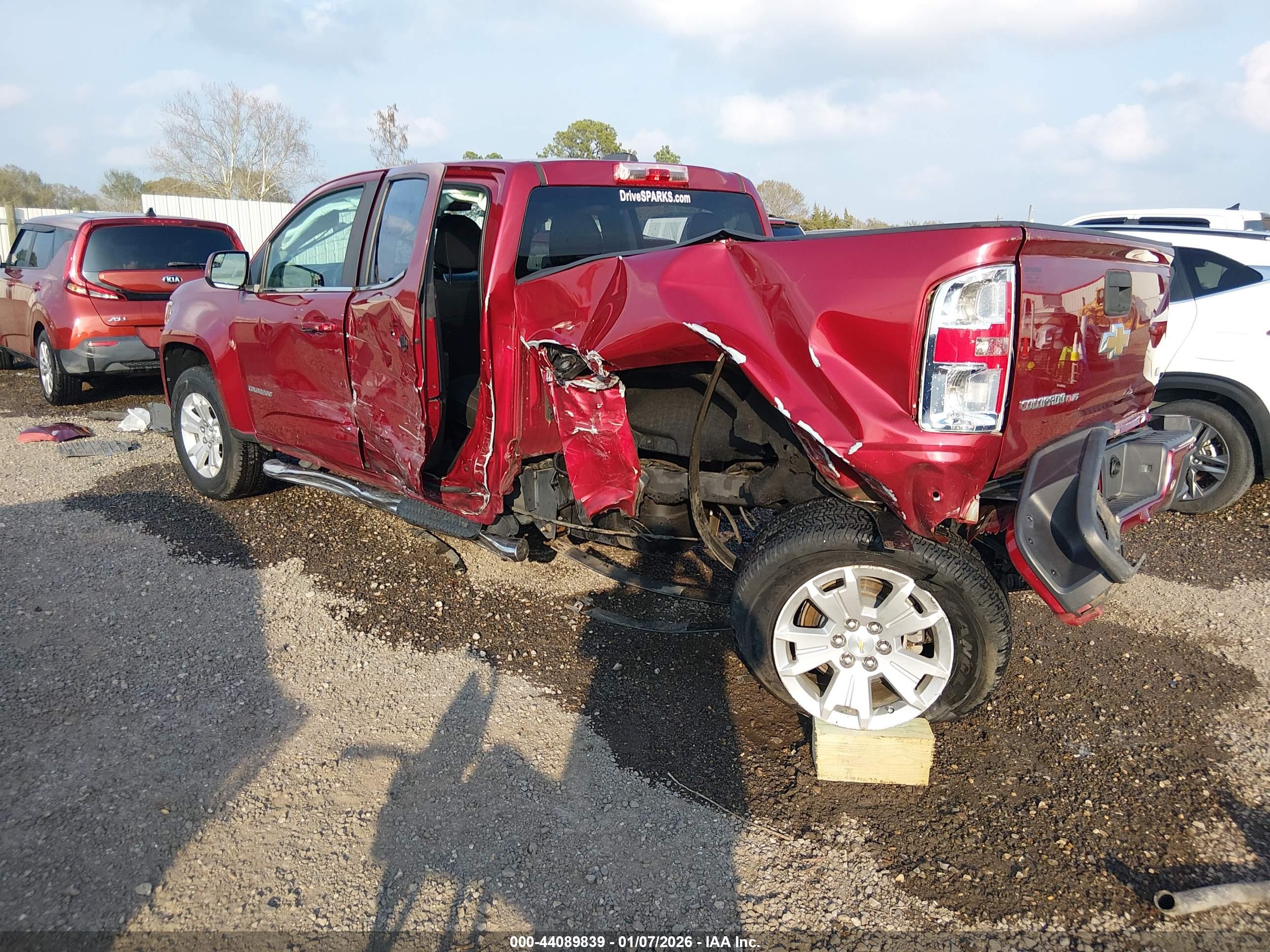 CHEVROLET COLORADO image 3
