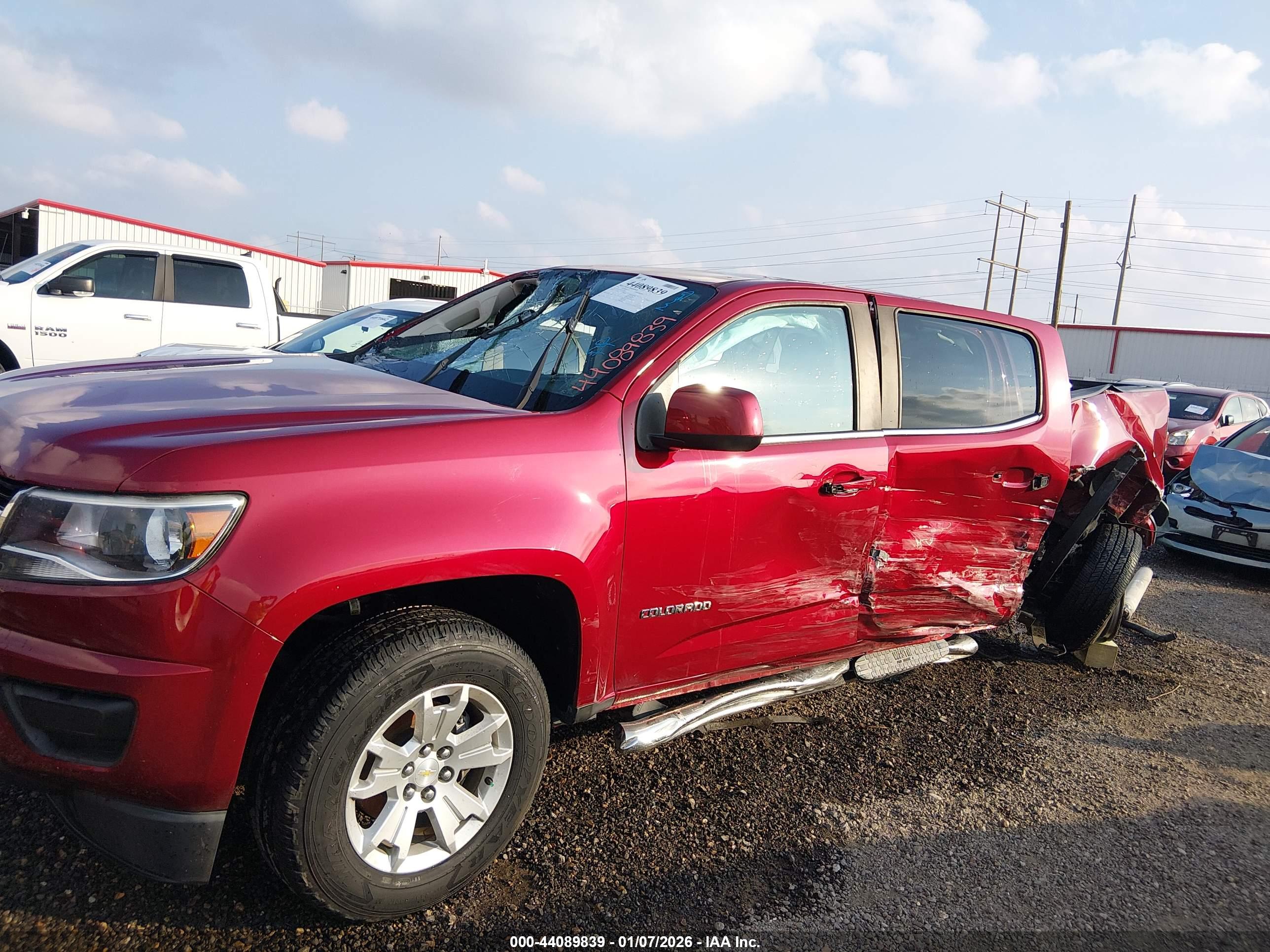 CHEVROLET COLORADO image 6