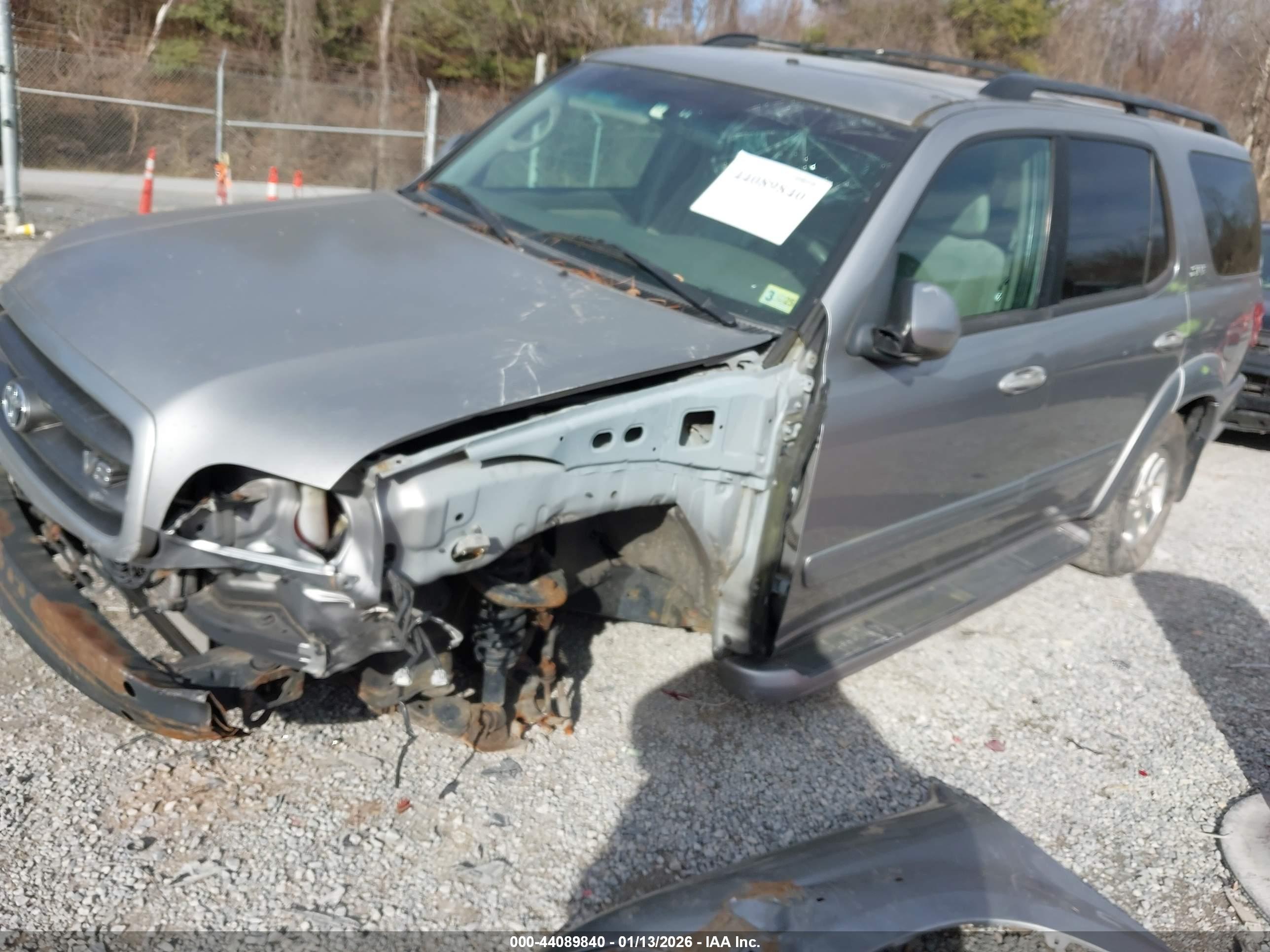 TOYOTA SEQUOIA image 2