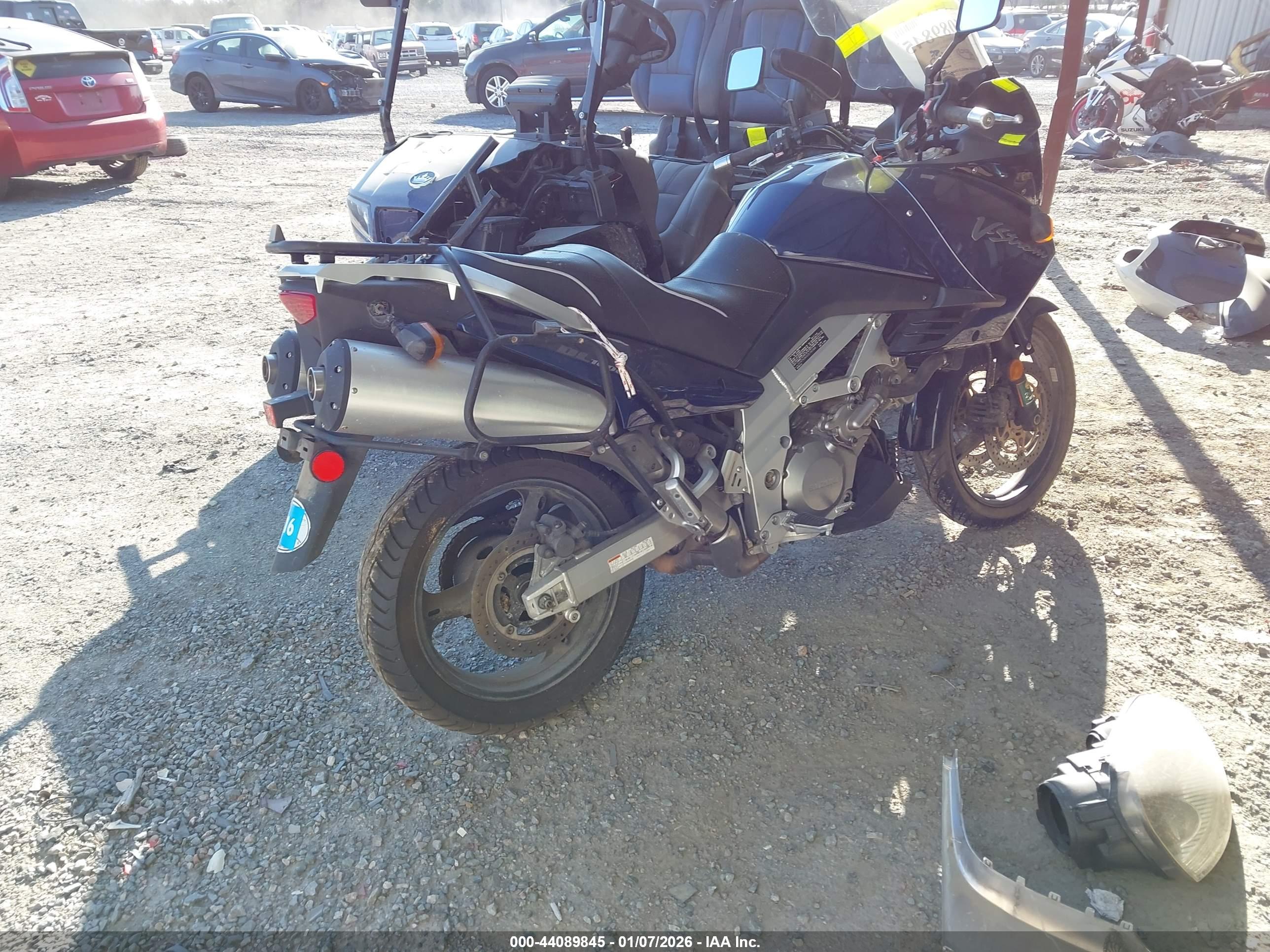 SUZUKI DL1000 image 4