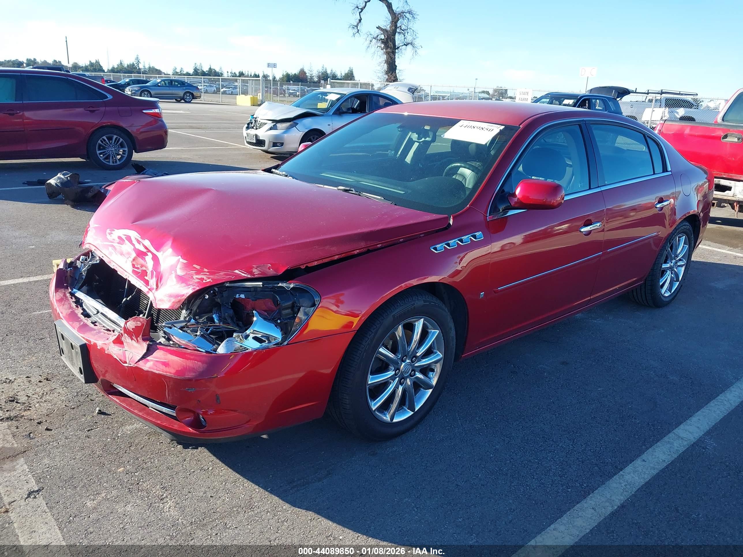 BUICK LUCERNE image 2
