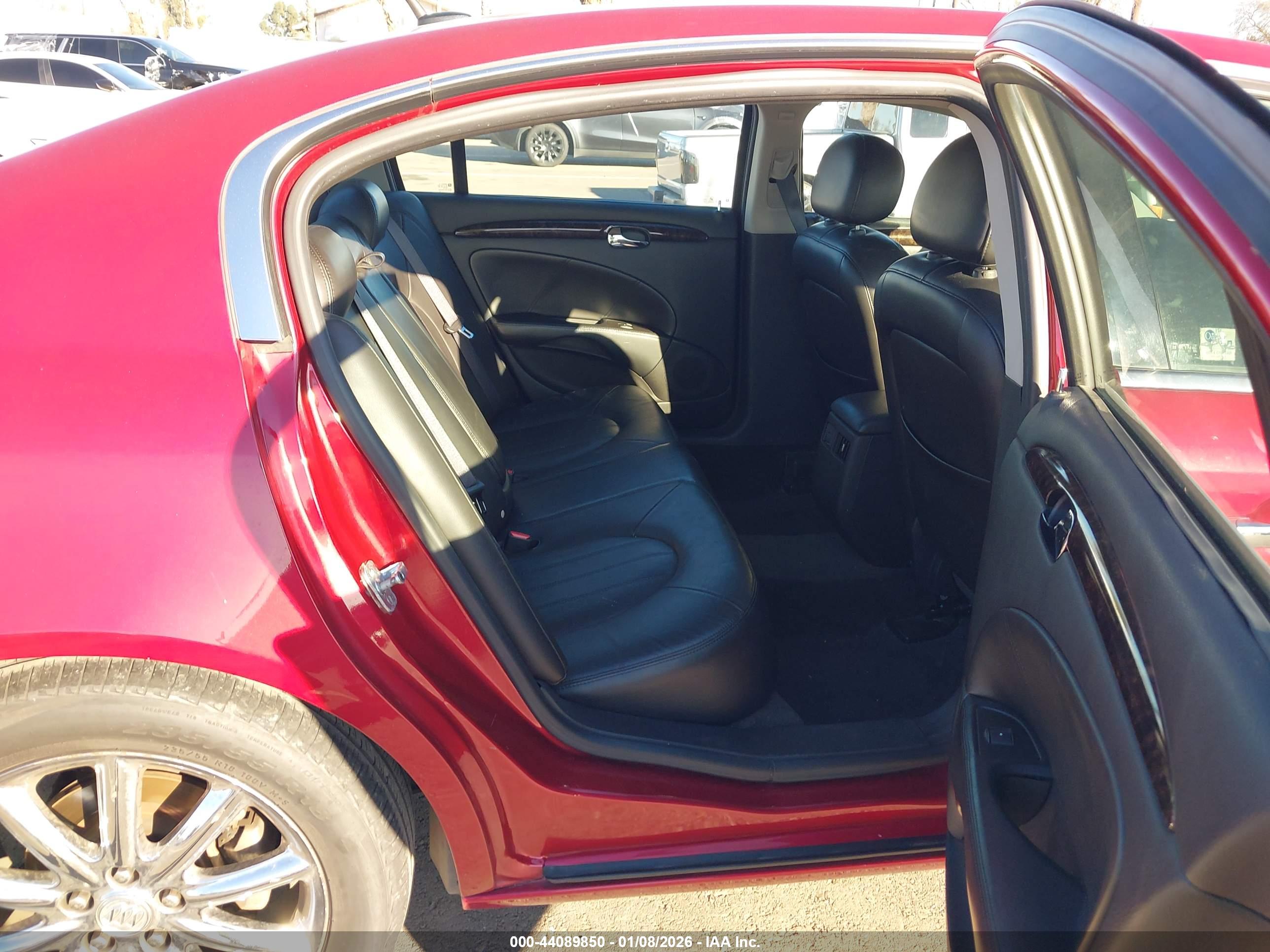 BUICK LUCERNE image 8