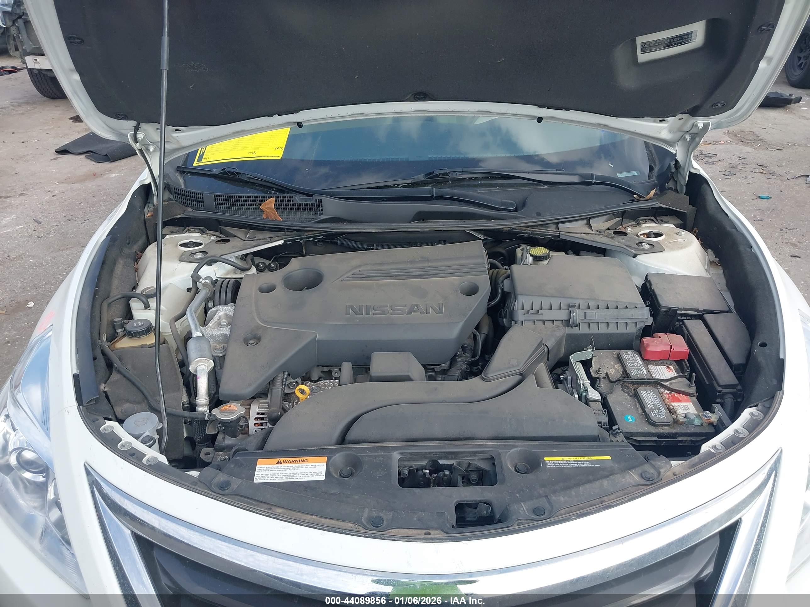 NISSAN ALTIMA image 10