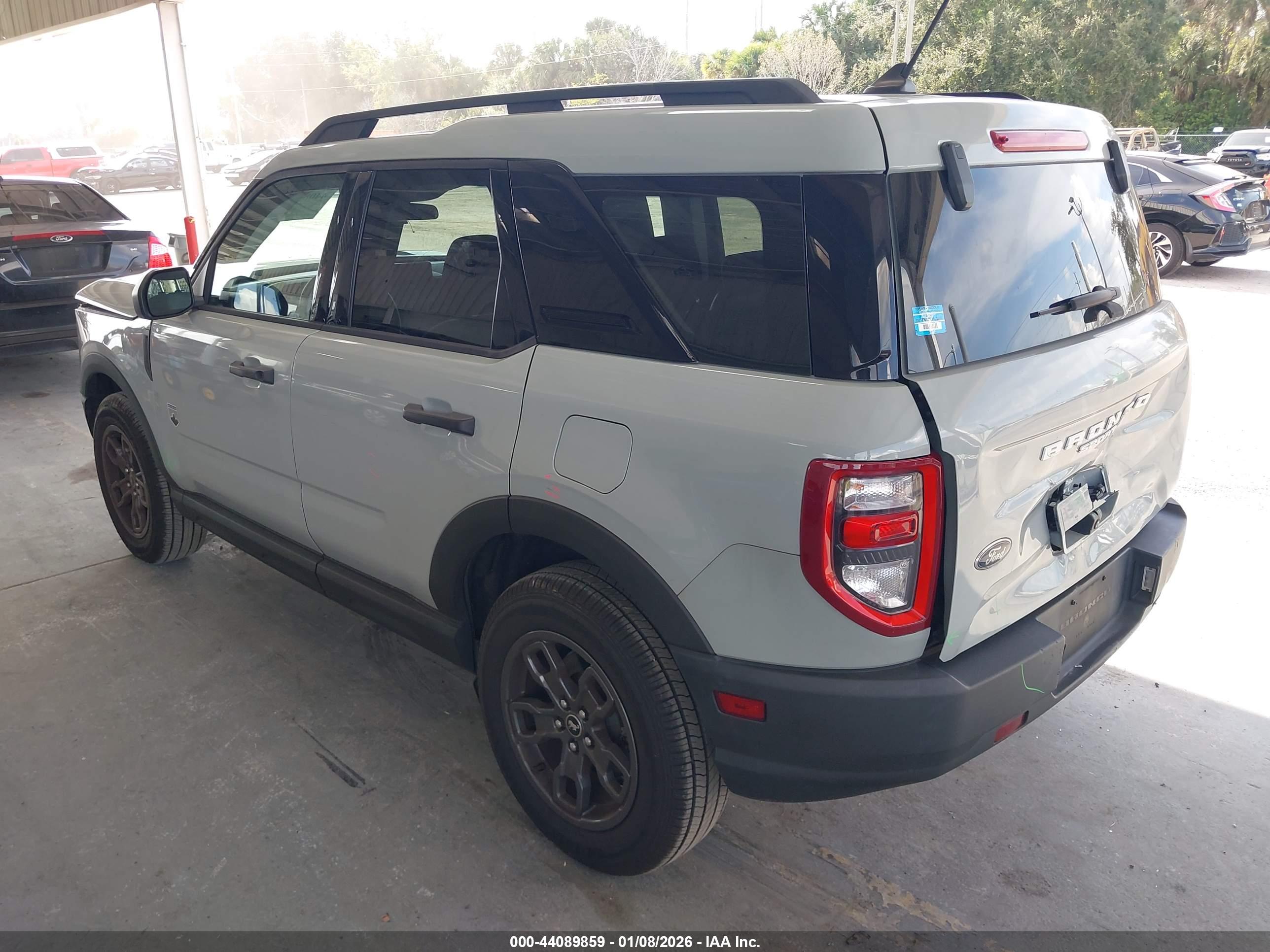 FORD BRONCO image 3