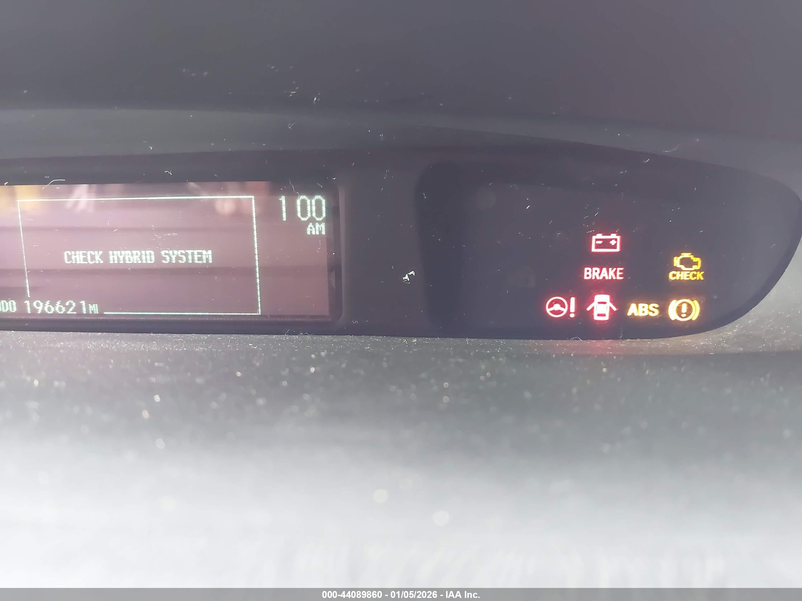 TOYOTA PRIUS image 7