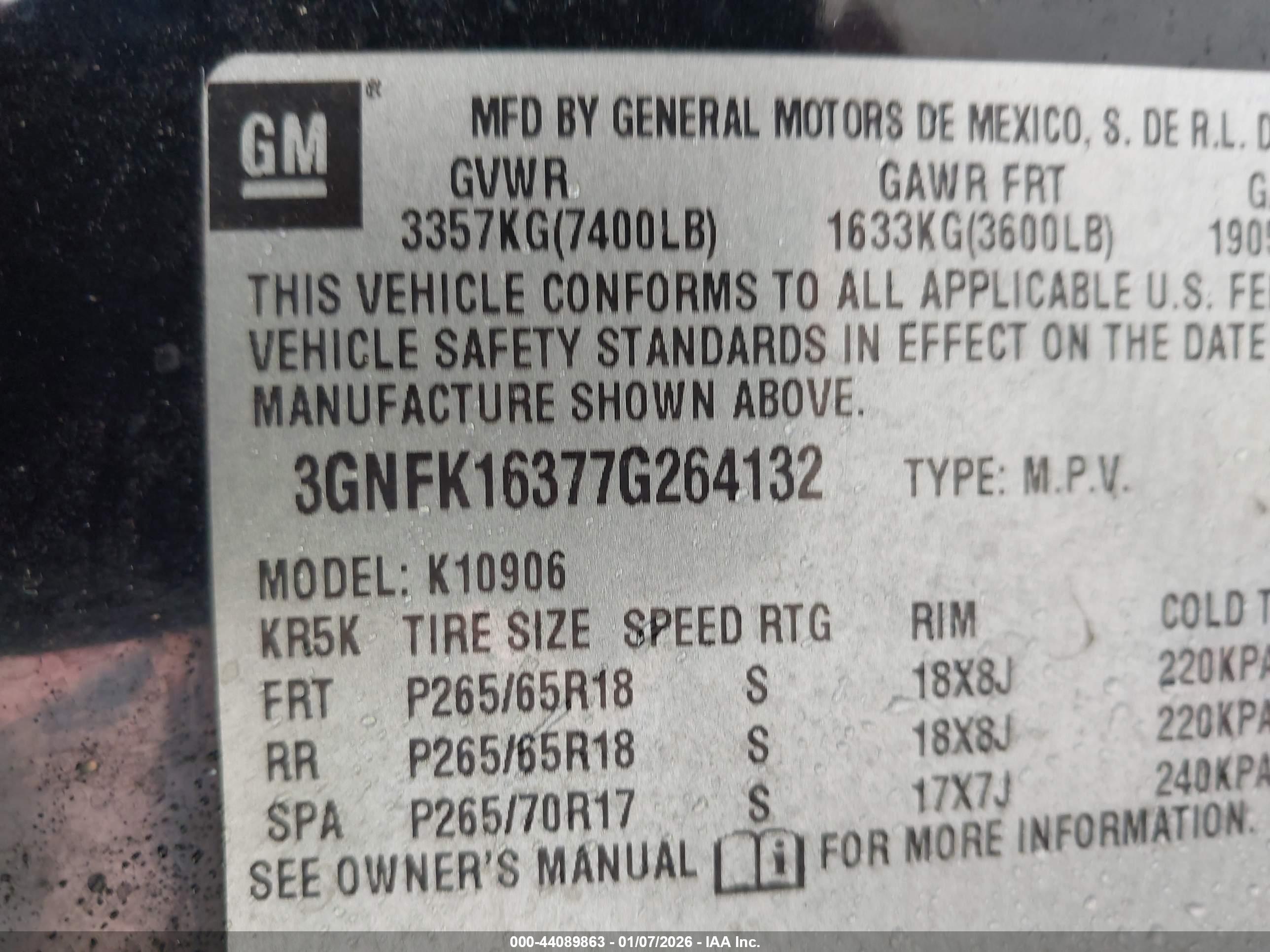 CHEVROLET SUBURBAN image 9