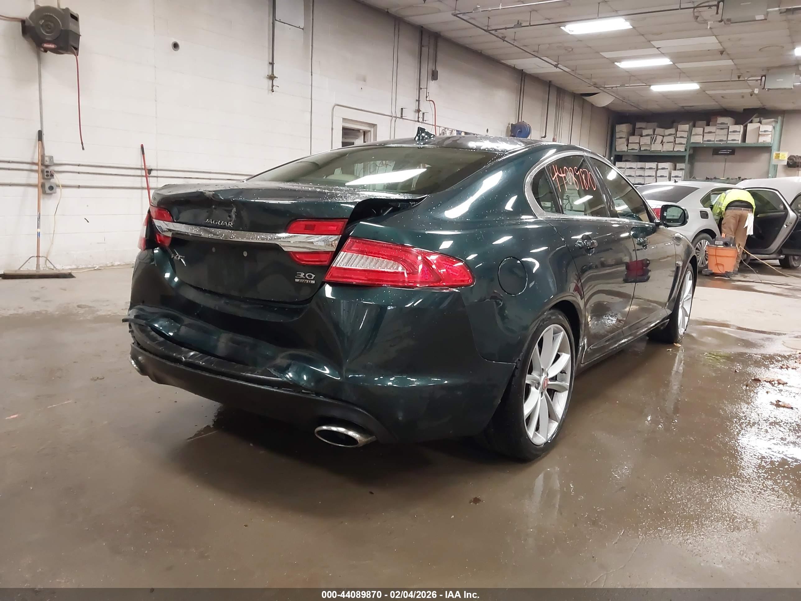 JAGUAR XF image 4