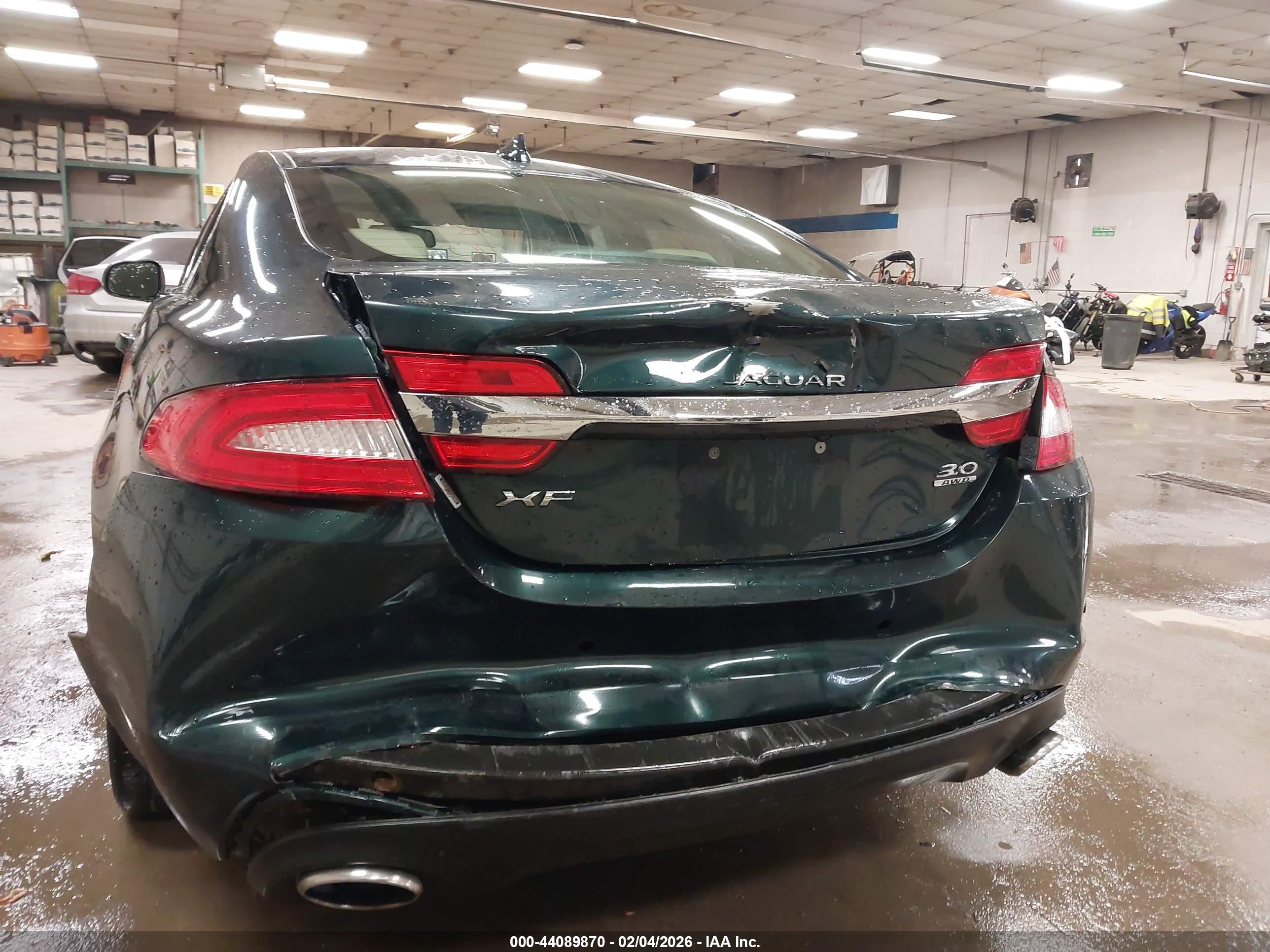 JAGUAR XF image 6
