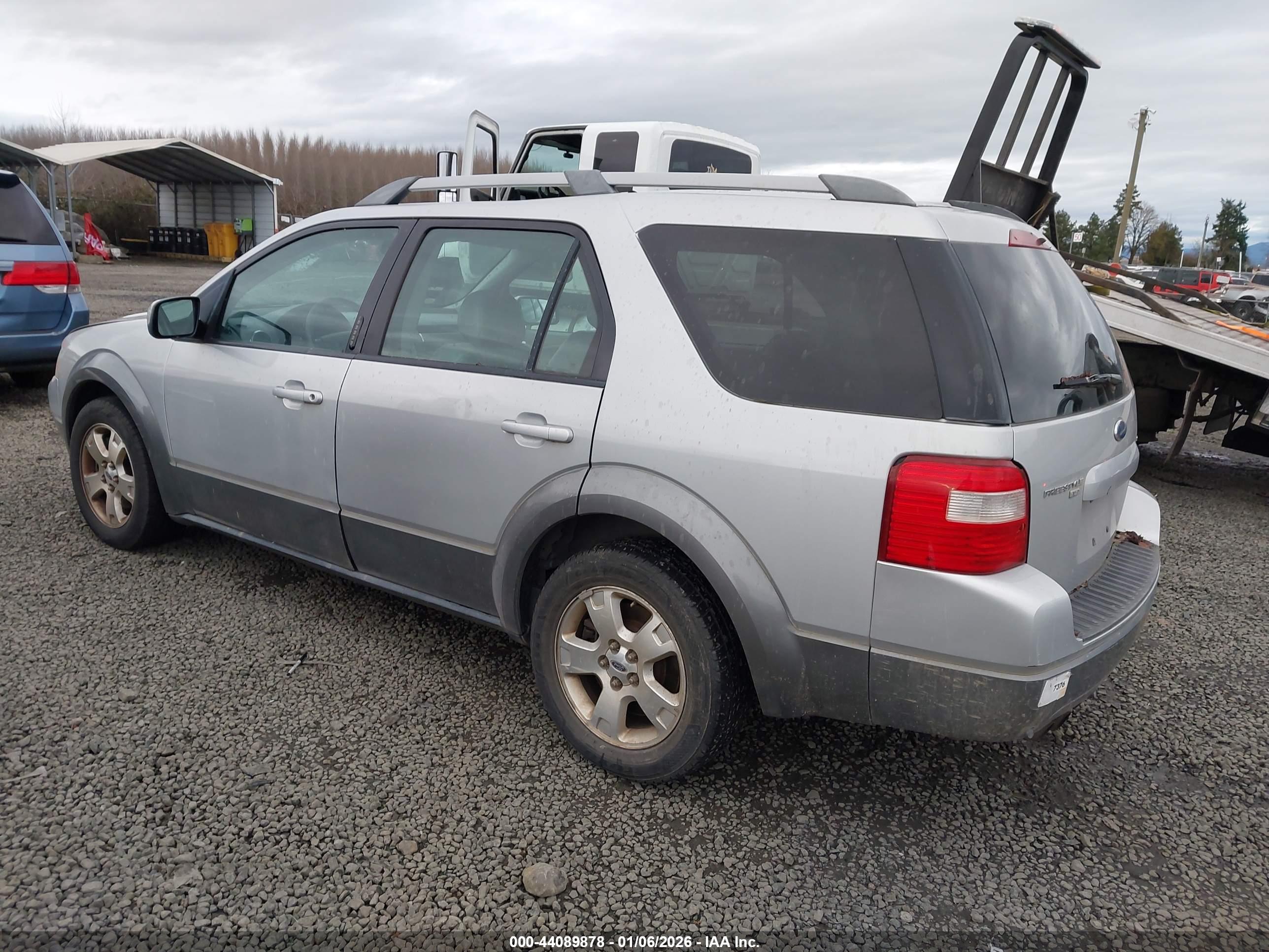FORD FREESTYLE image 3