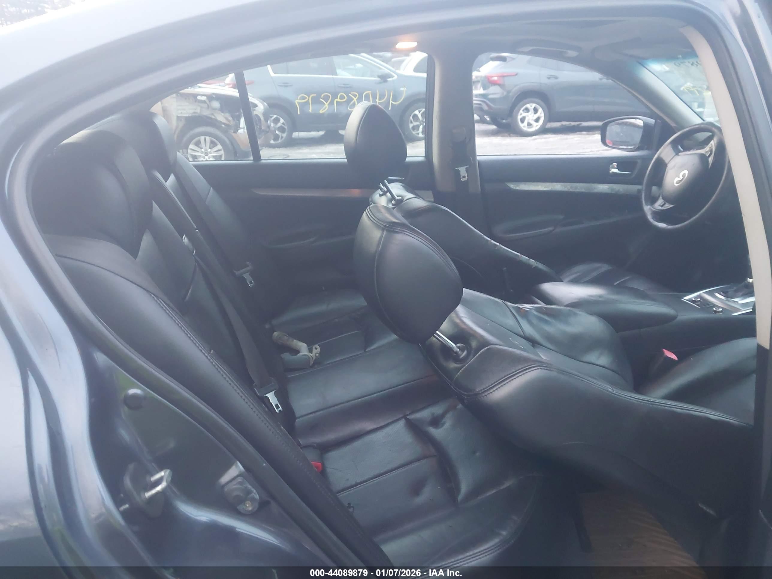 INFINITI G37X image 8