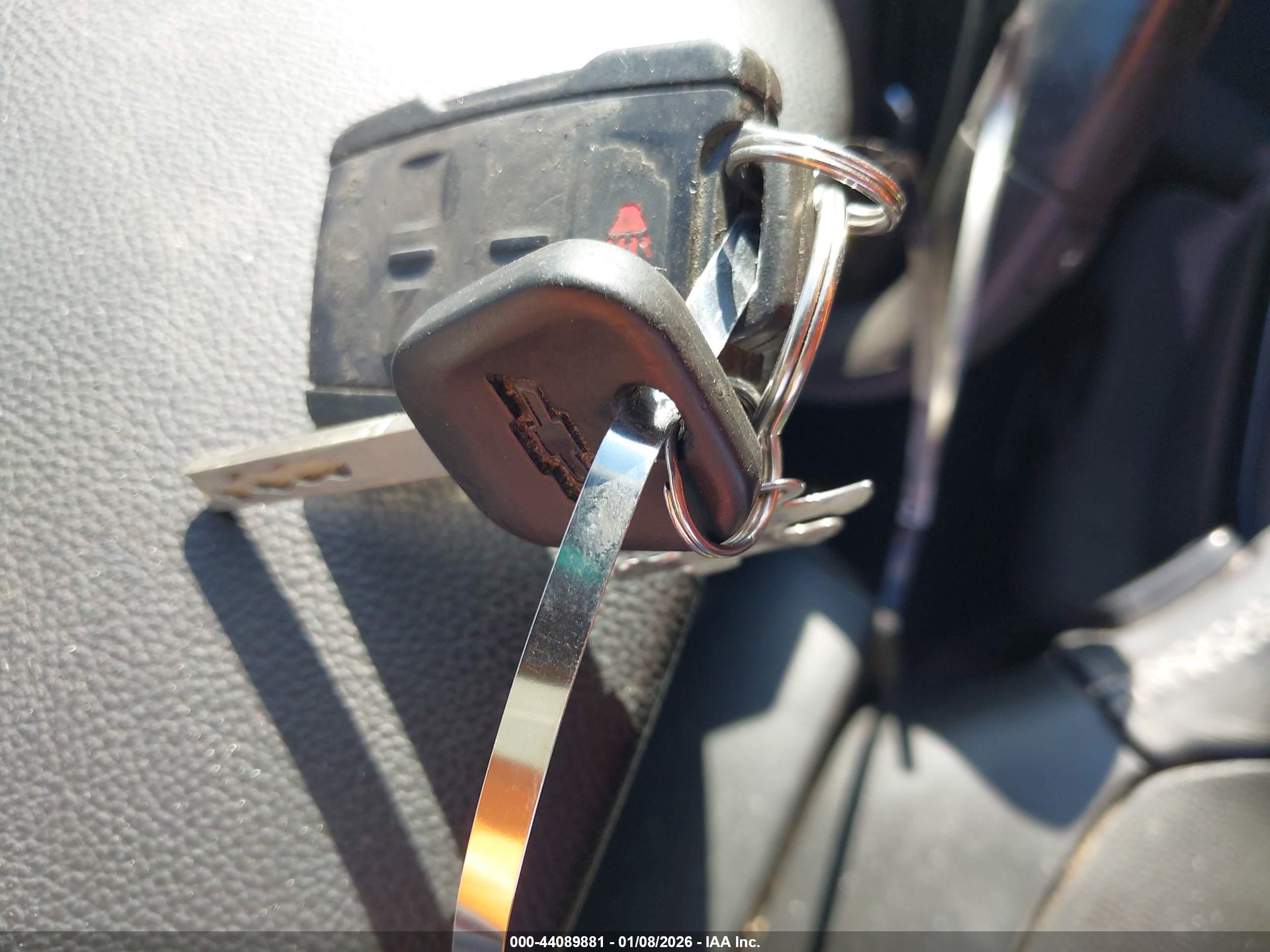 CHEVROLET SILVERADO image 11