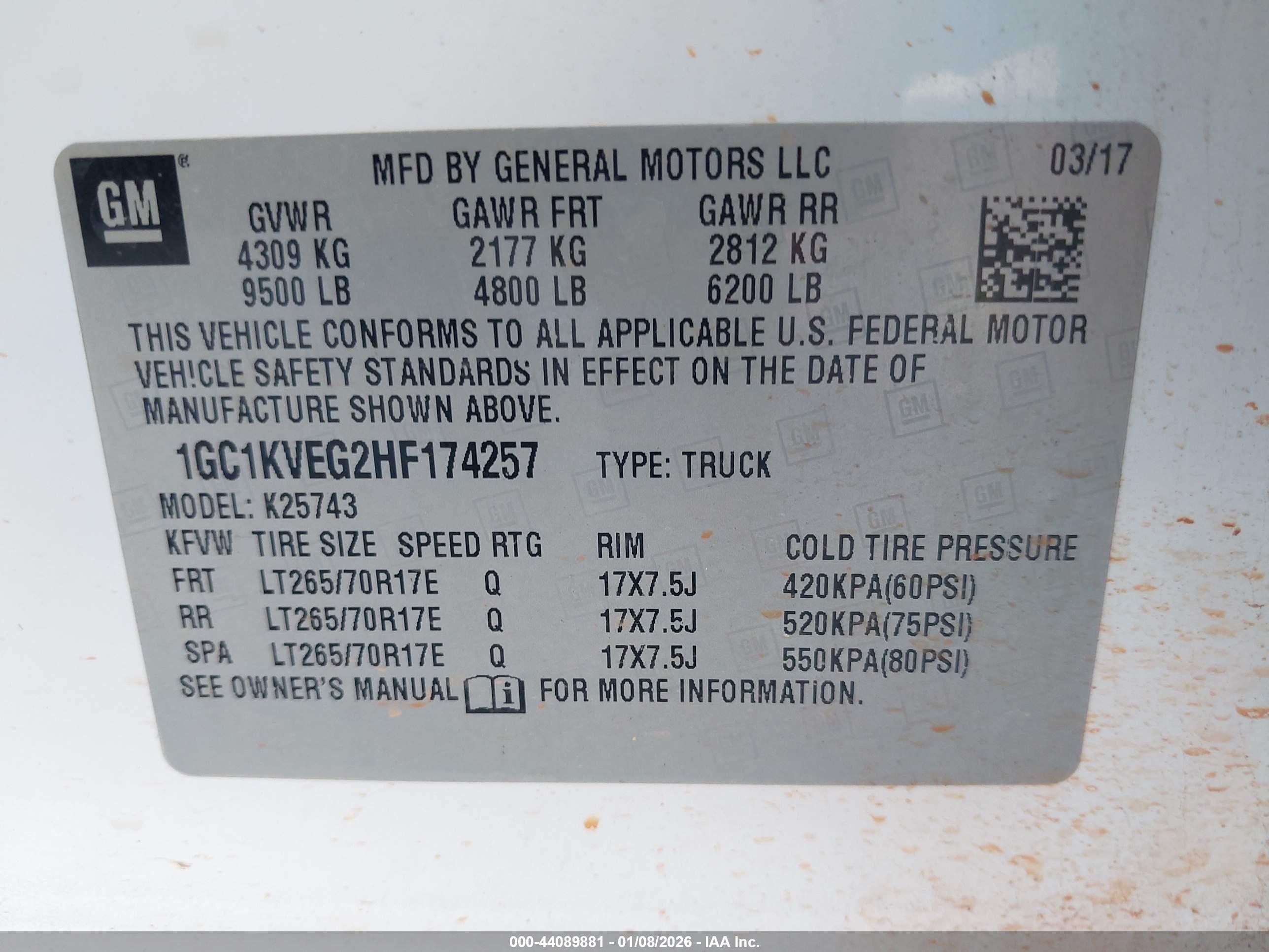 CHEVROLET SILVERADO image 9