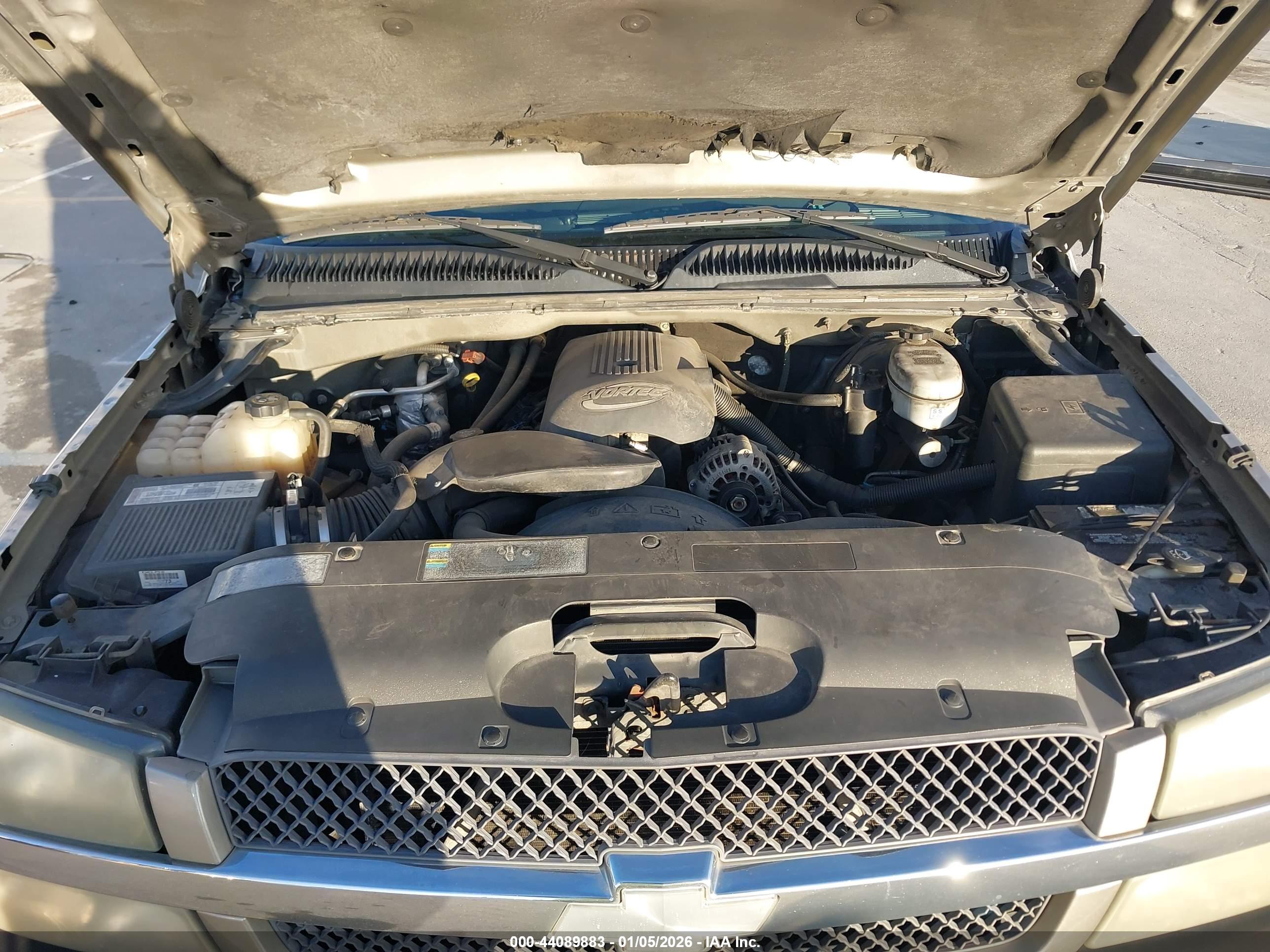 CHEVROLET SILVERADO image 10