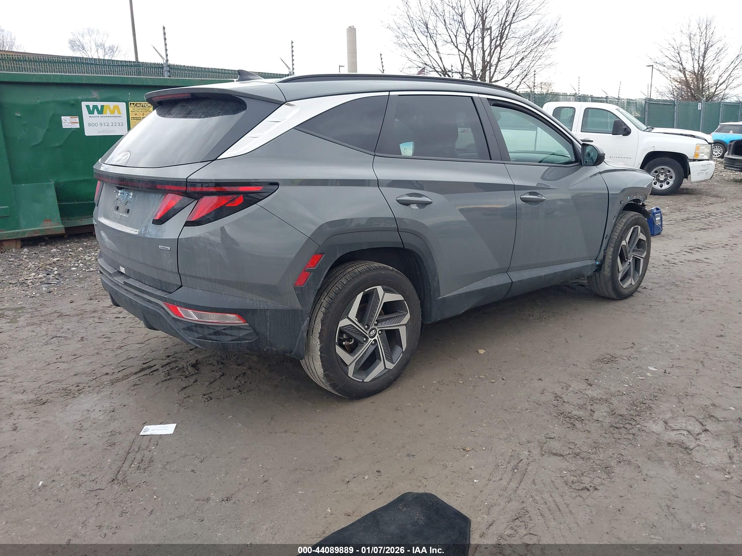 HYUNDAI TUCSON image 4