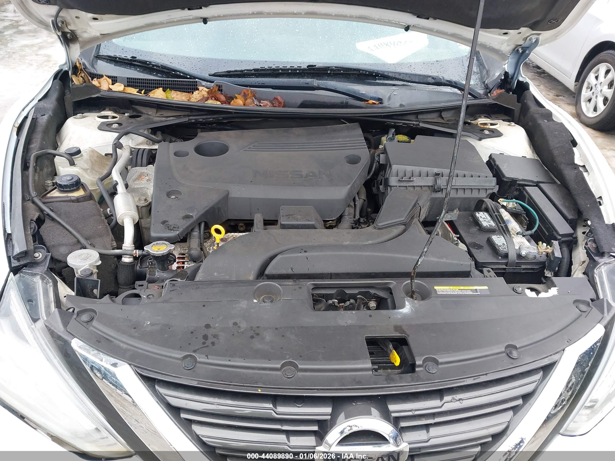NISSAN ALTIMA image 10