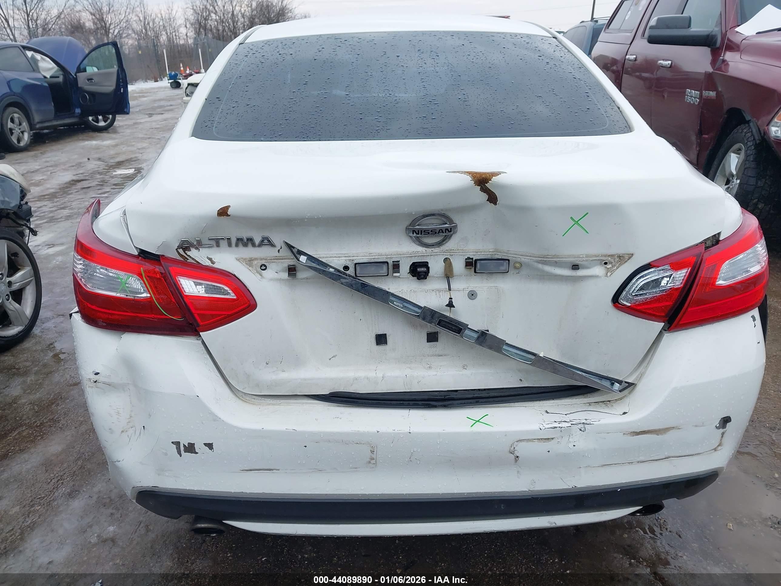 NISSAN ALTIMA image 6