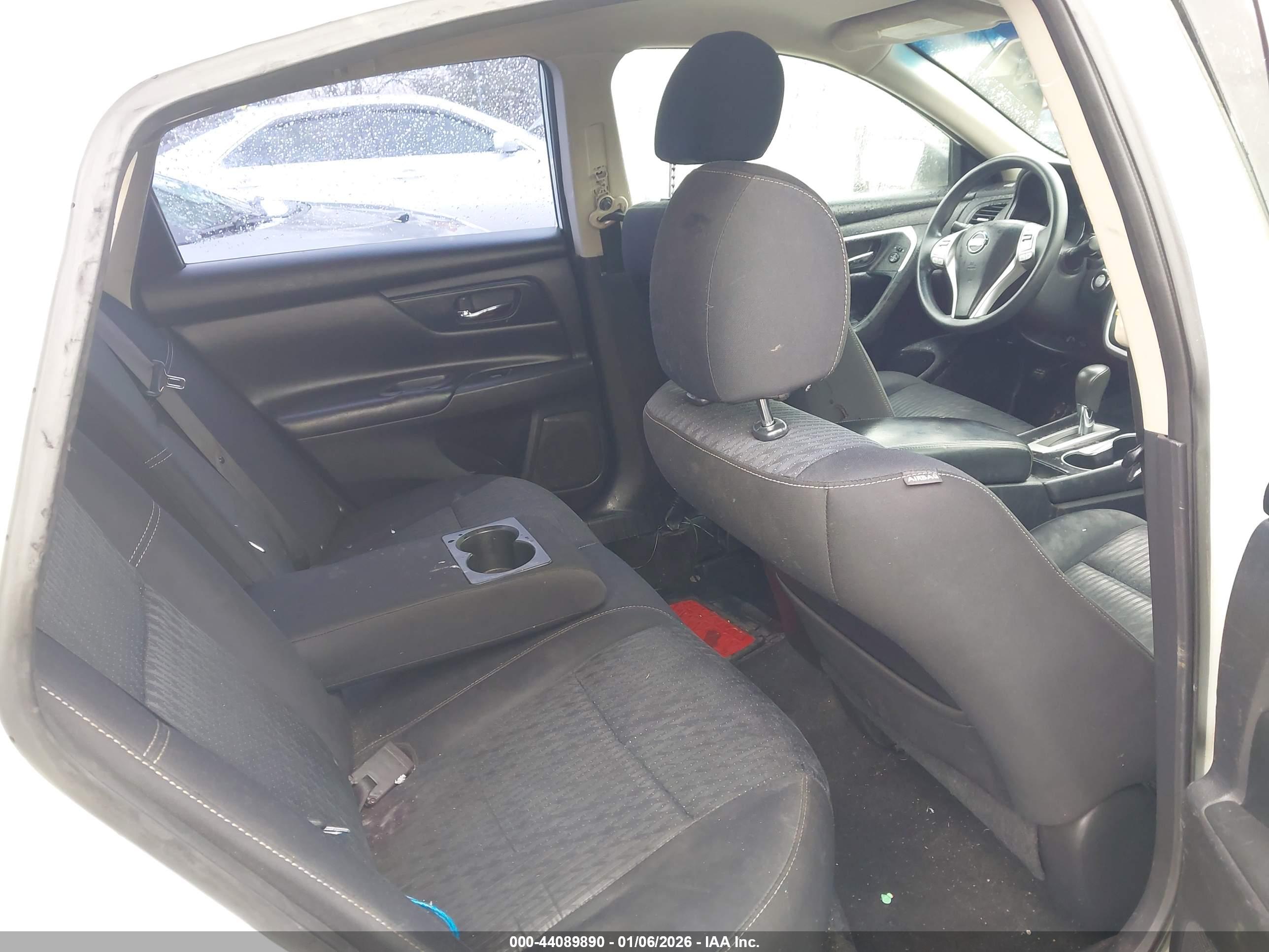 NISSAN ALTIMA image 8