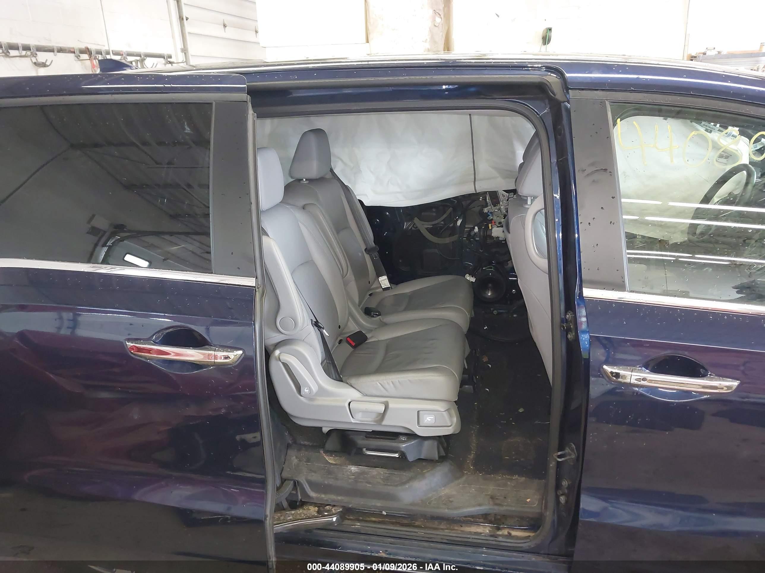 HONDA ODYSSEY image 8