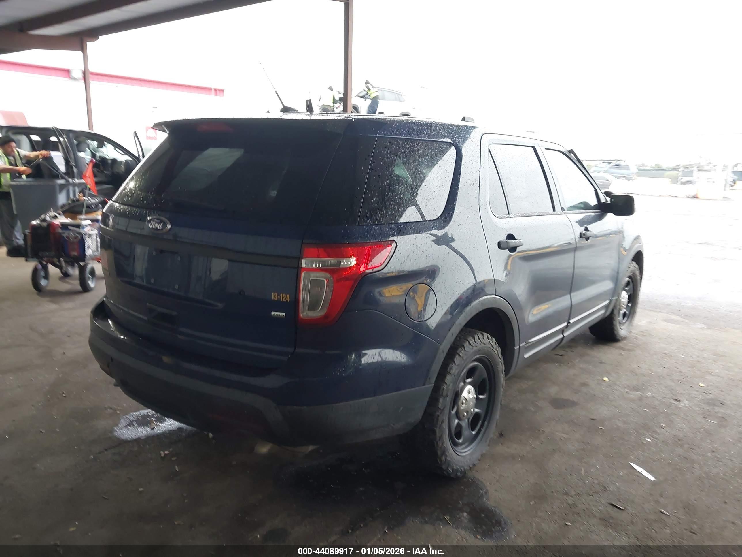 FORD UTILITY image 4
