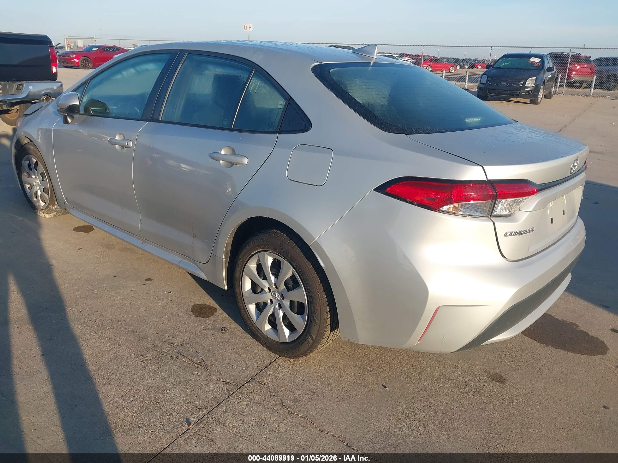TOYOTA COROLLA image 3