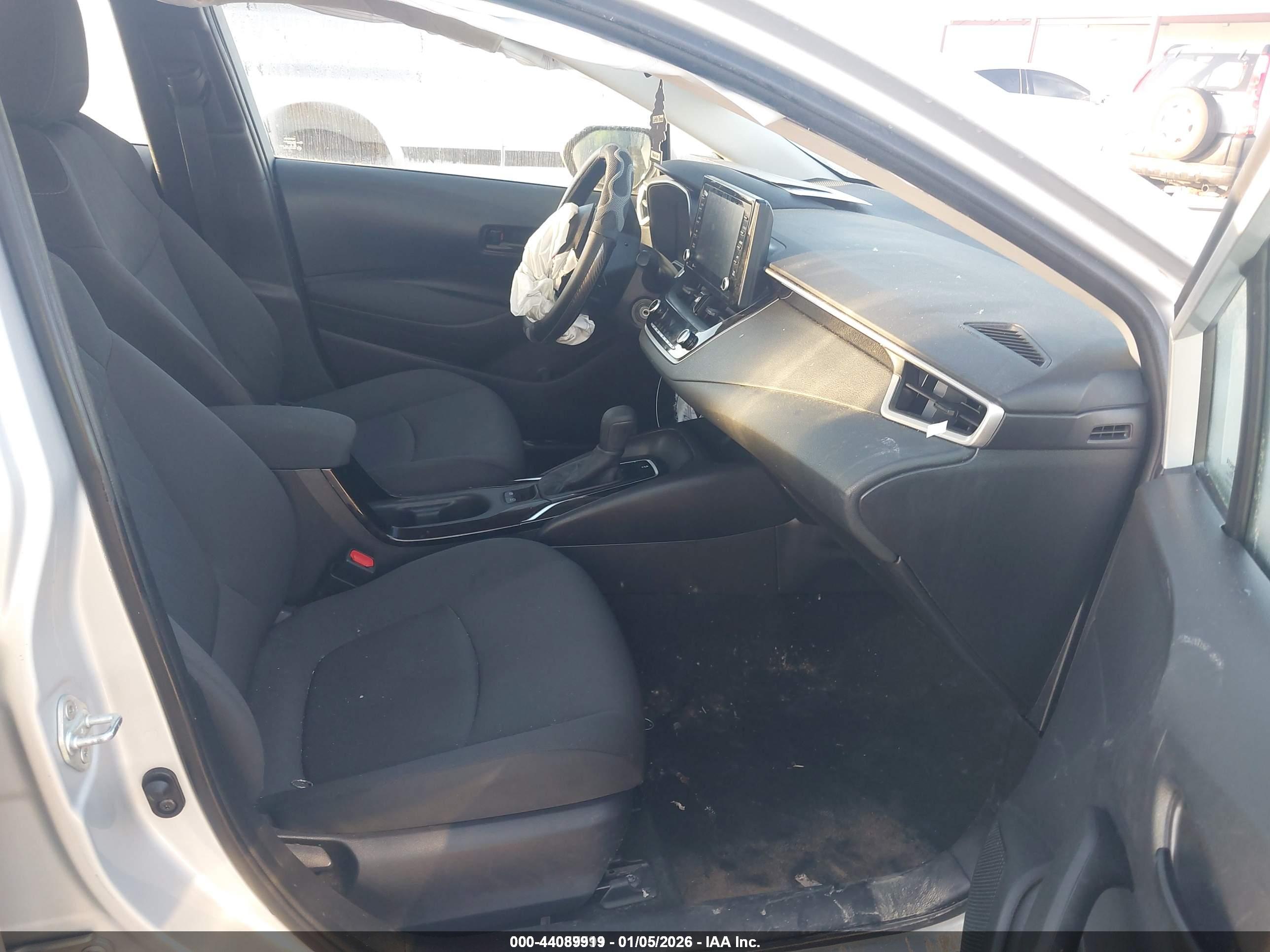 TOYOTA COROLLA image 5