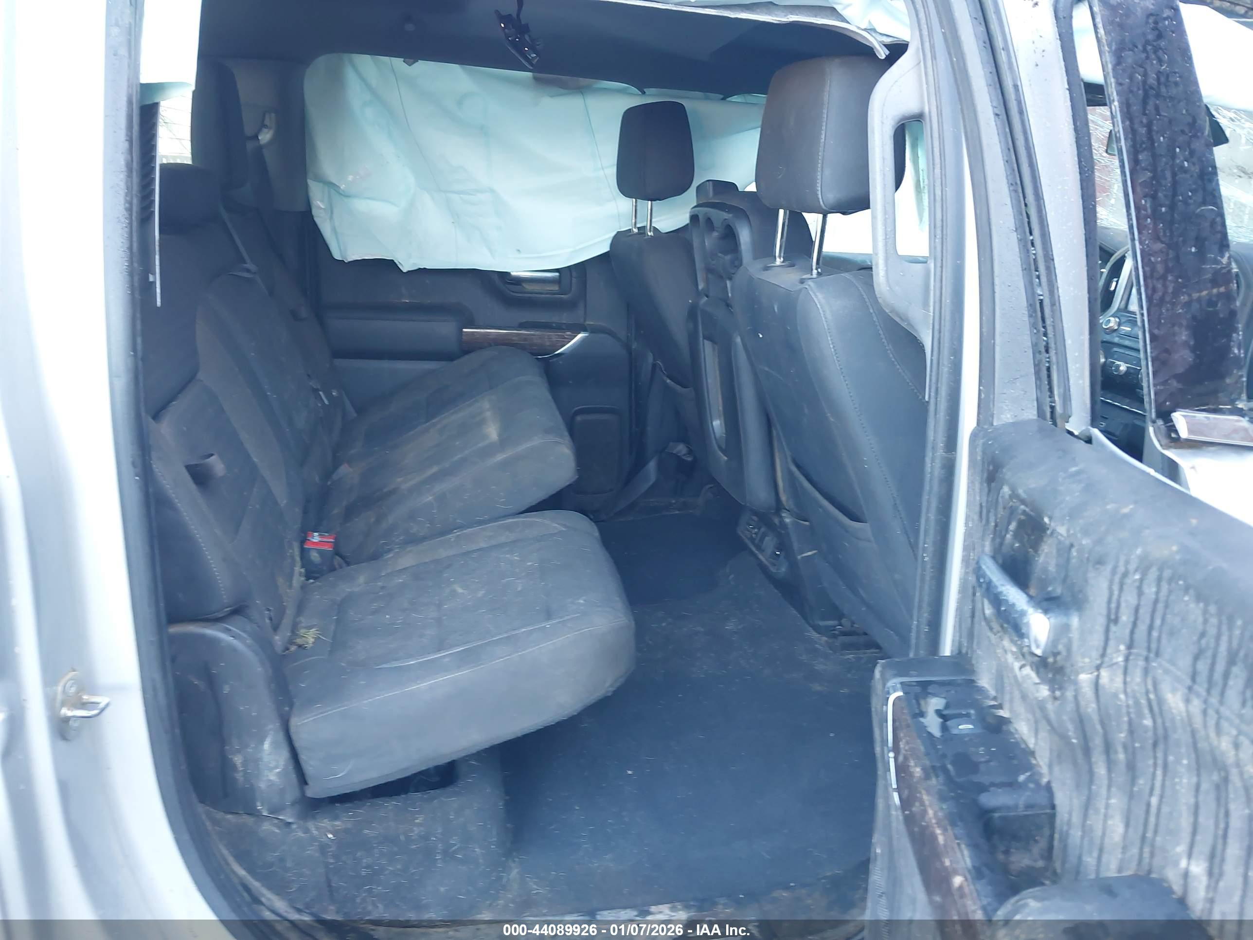 GMC SIERRA image 8