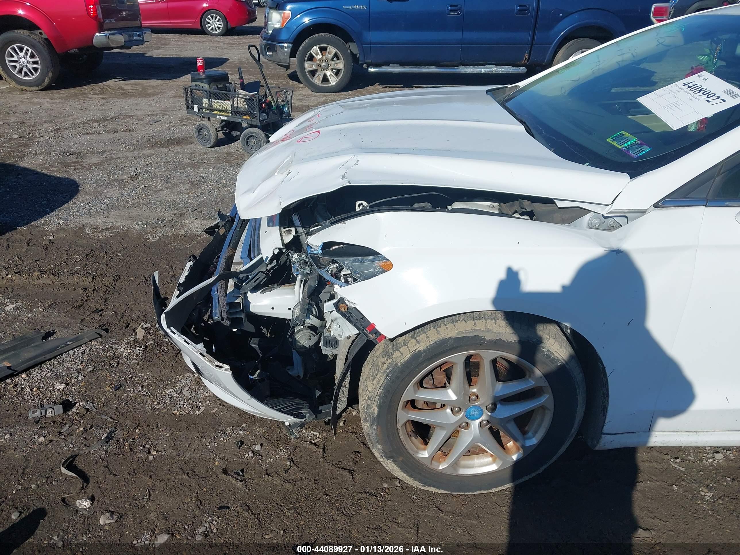 FORD FUSION image 6