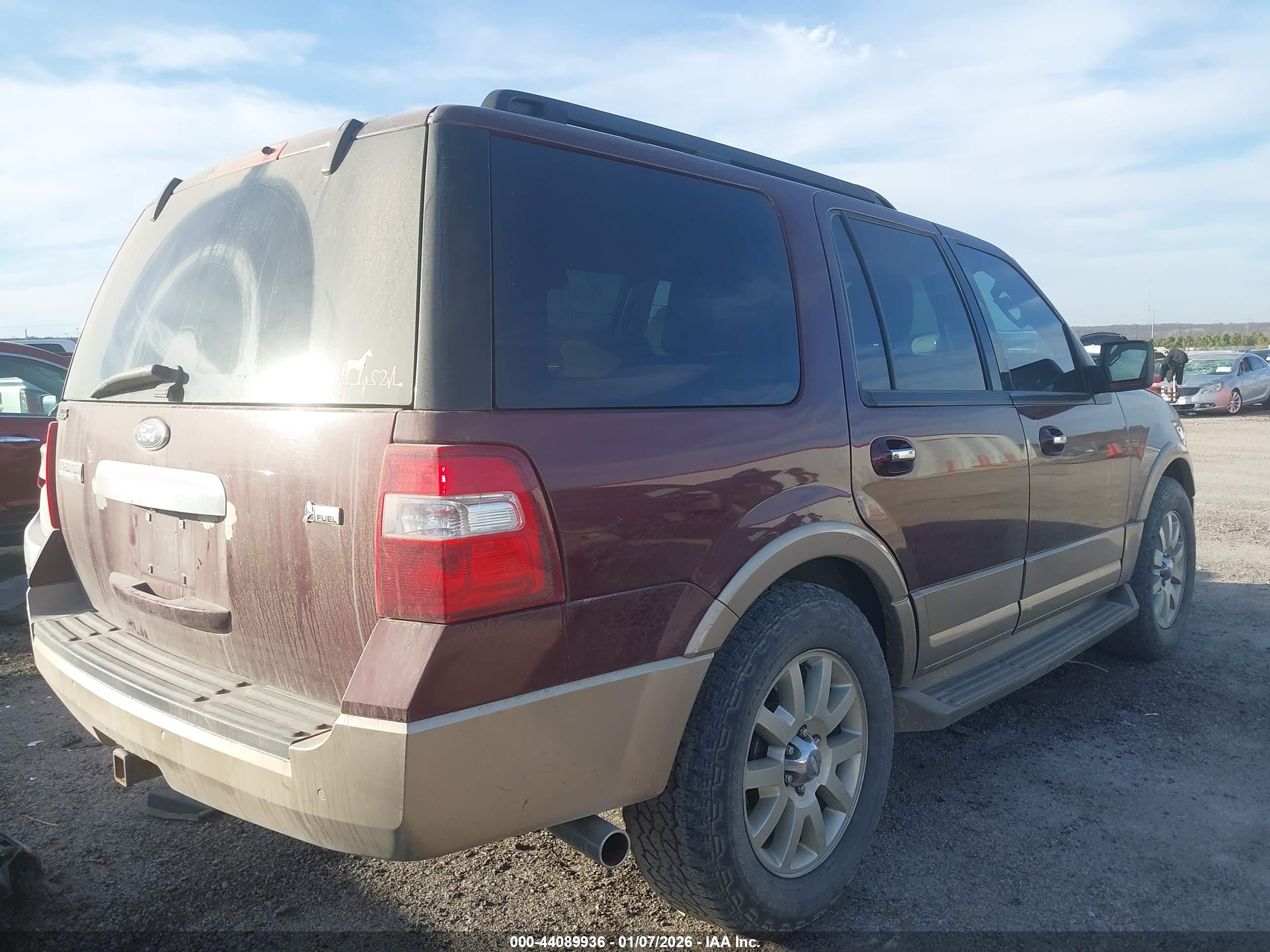 FORD EXPEDITION image 4