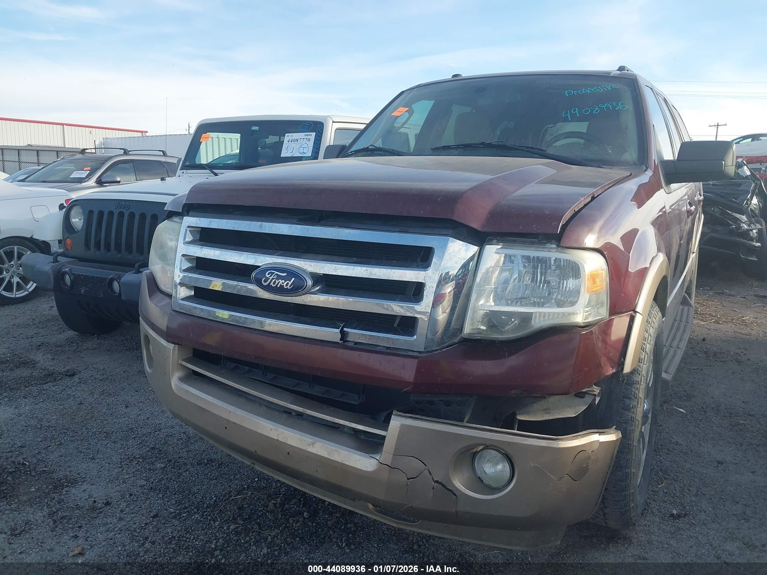 FORD EXPEDITION image 6