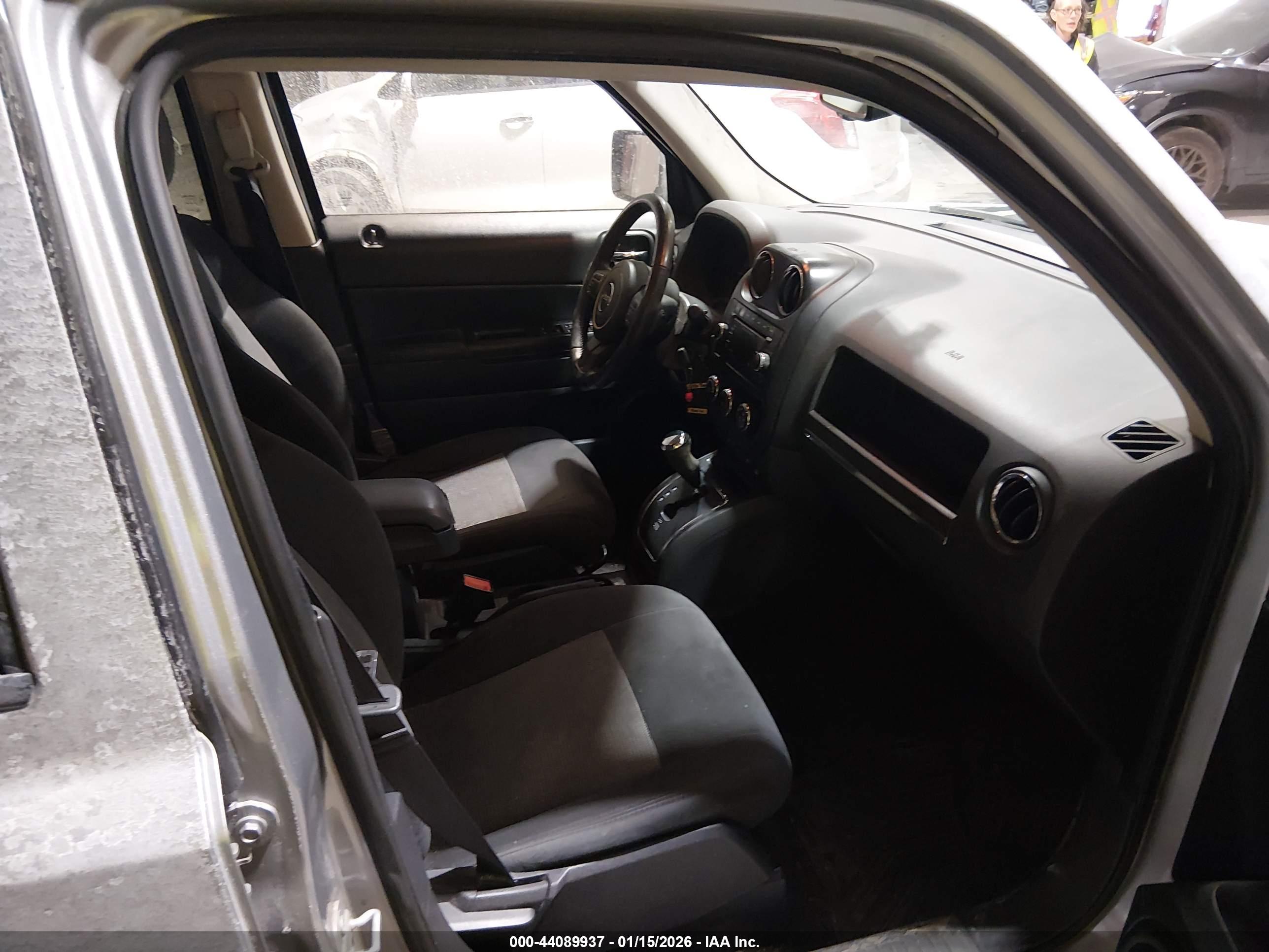 JEEP PATRIOT image 5