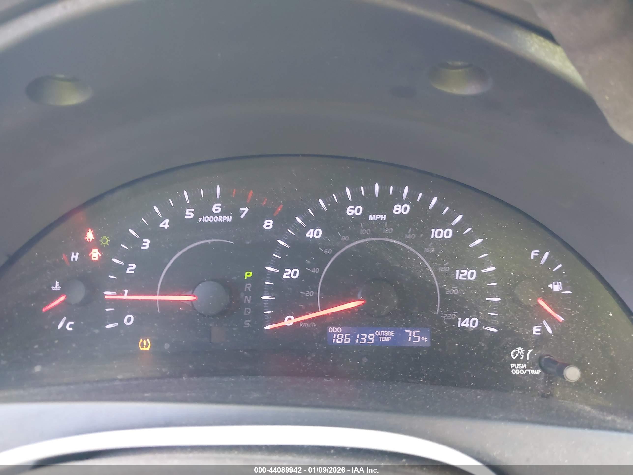 TOYOTA CAMRY image 7