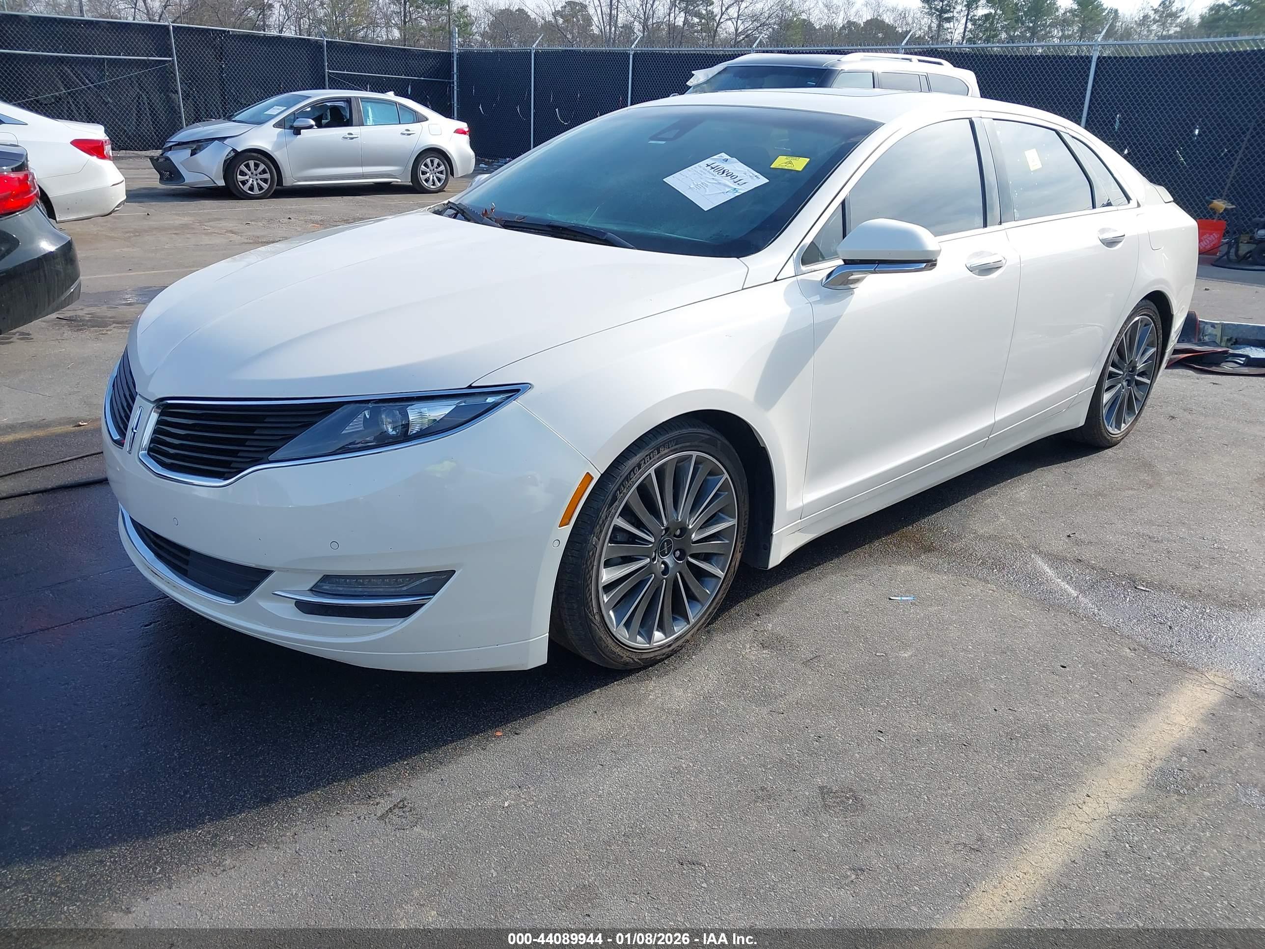 LINCOLN MKZ image 2