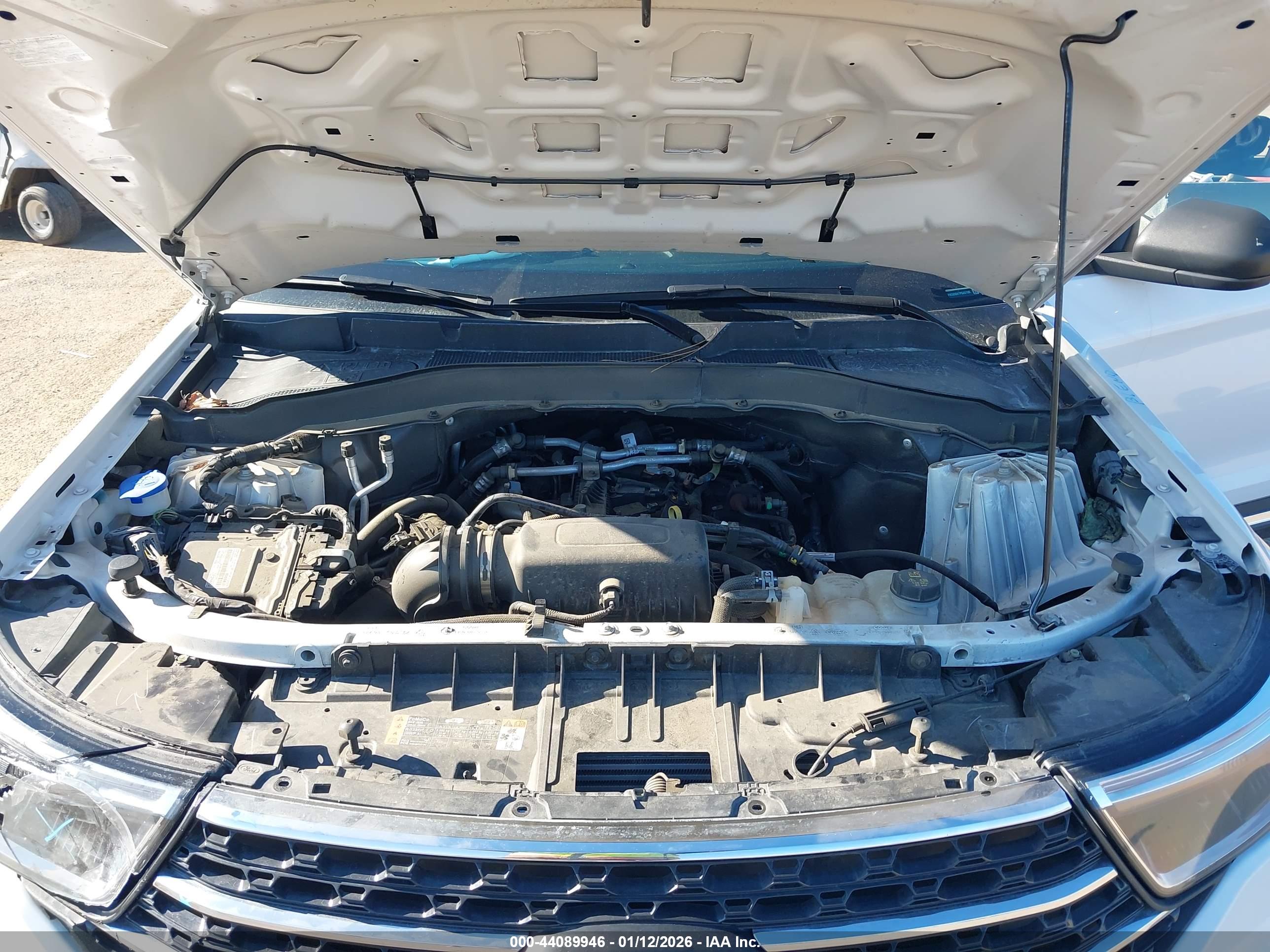 FORD EXPLORER image 10
