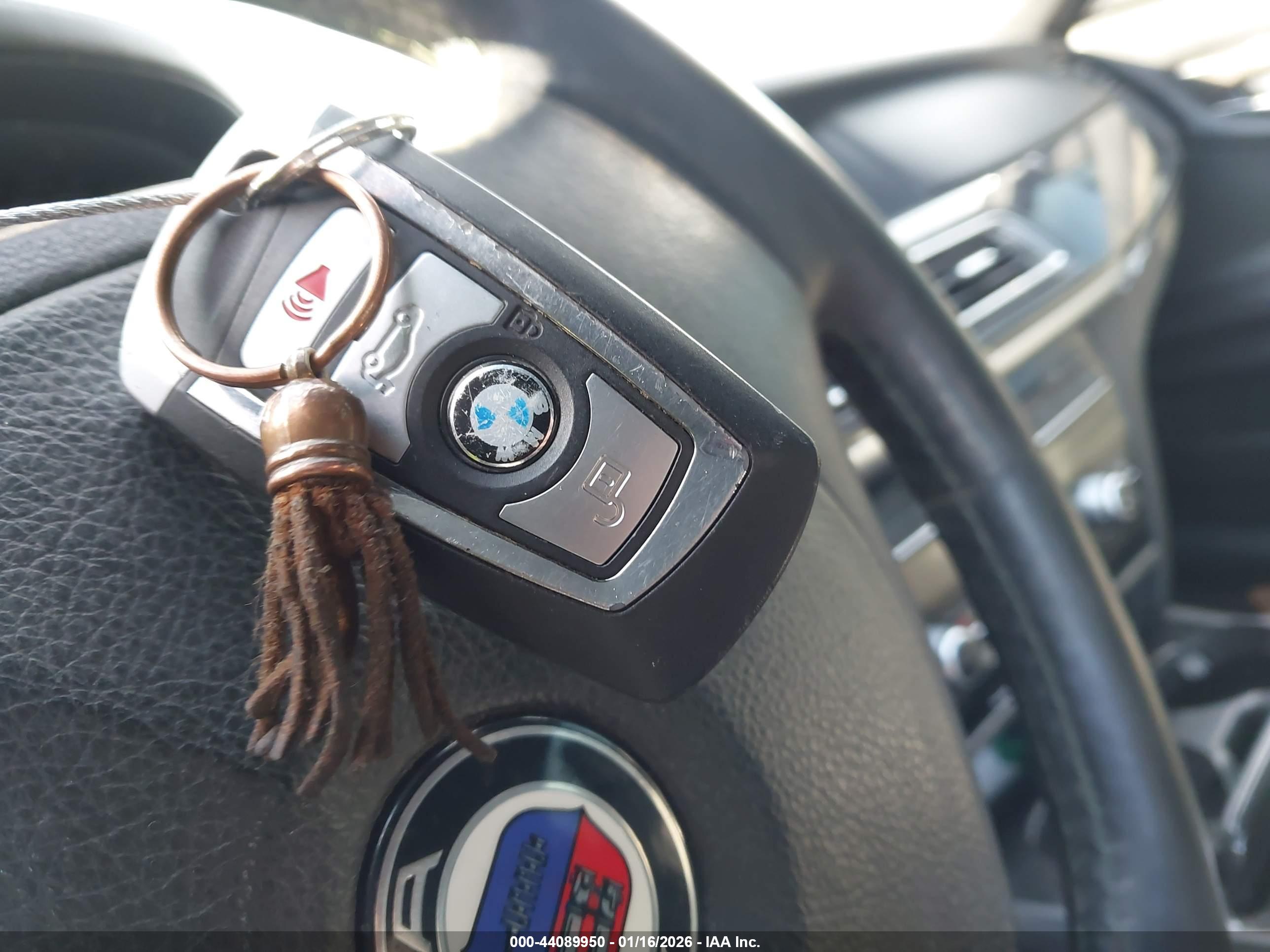 BMW 750LI image 11