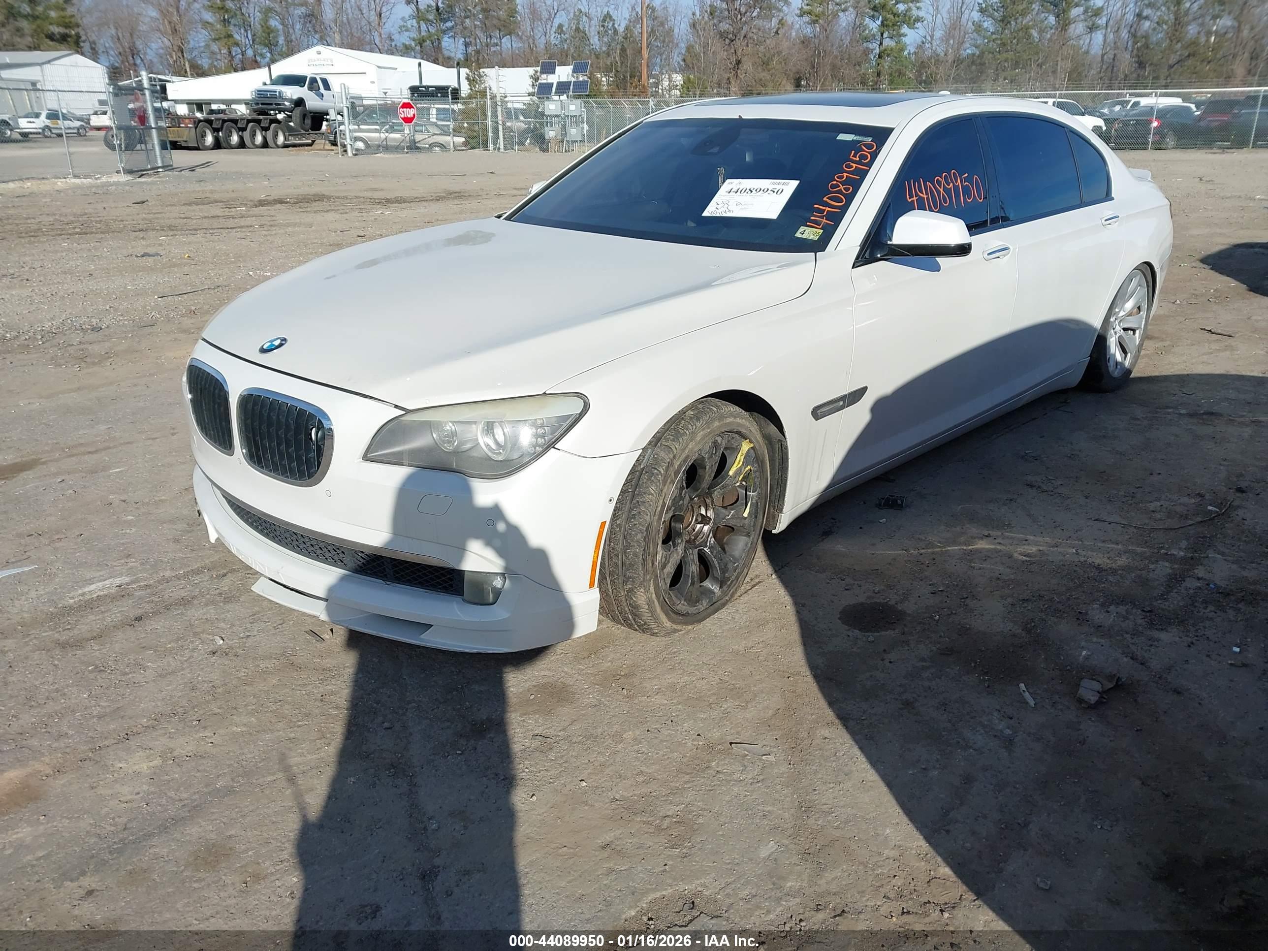 BMW 750LI image 2