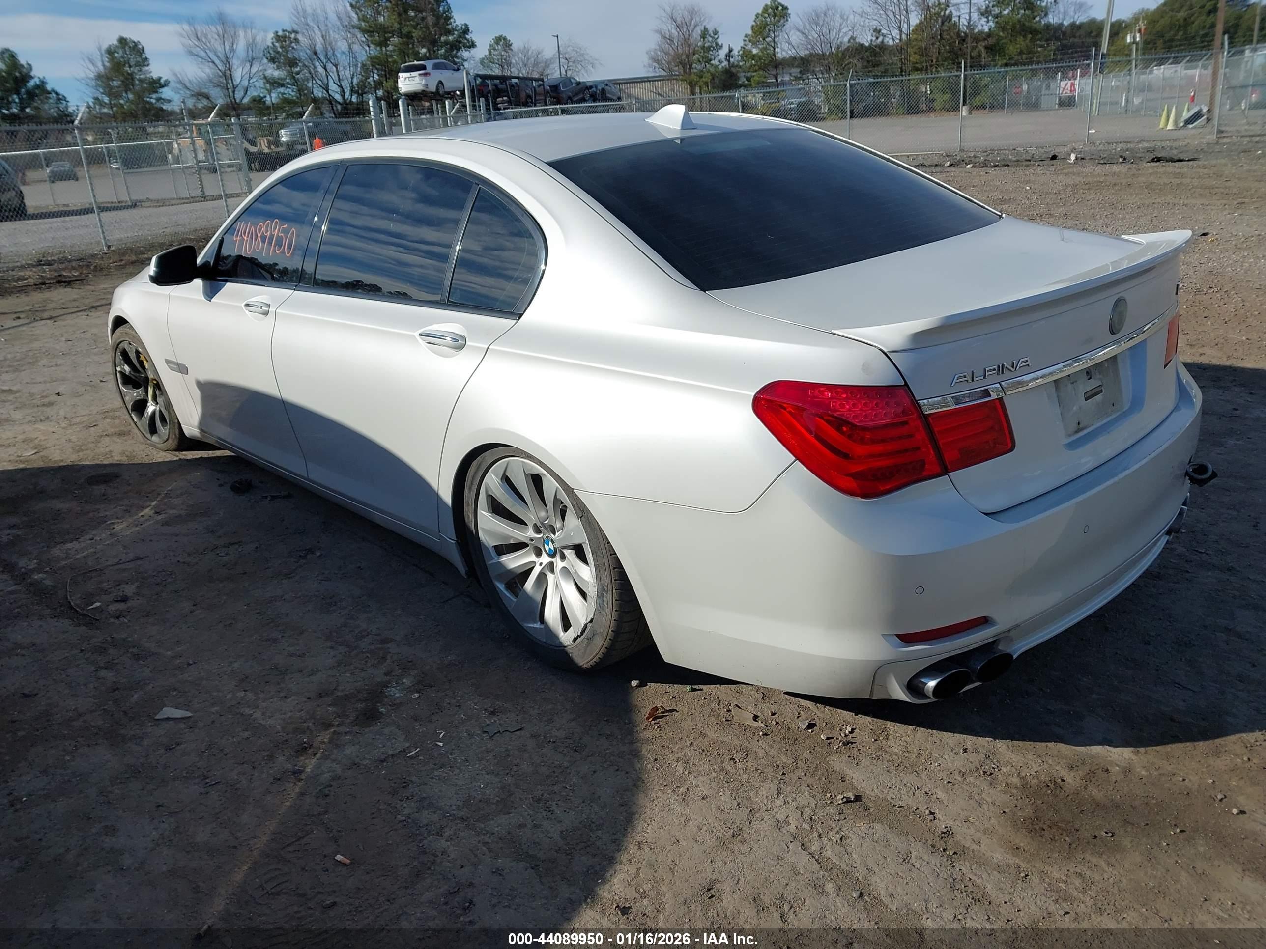 BMW 750LI image 3