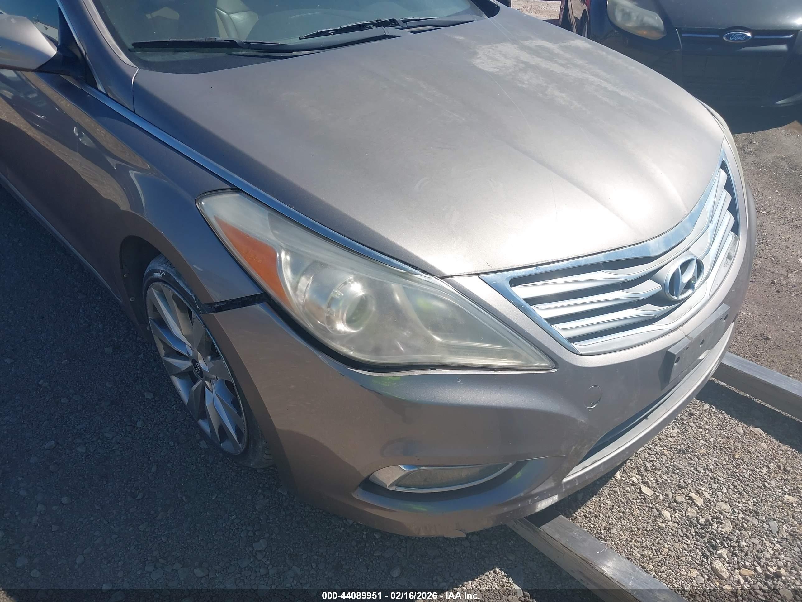 HYUNDAI AZERA image 6