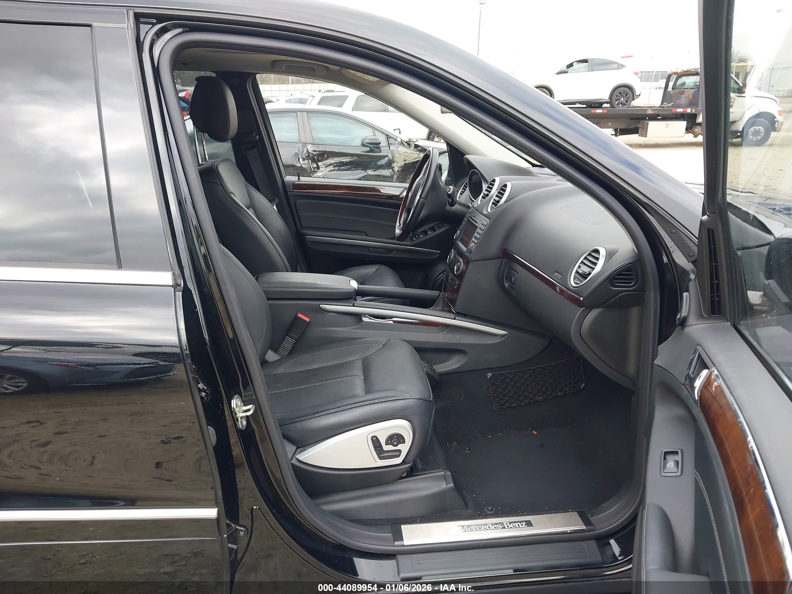 MERCEDES-BENZ GL image 5
