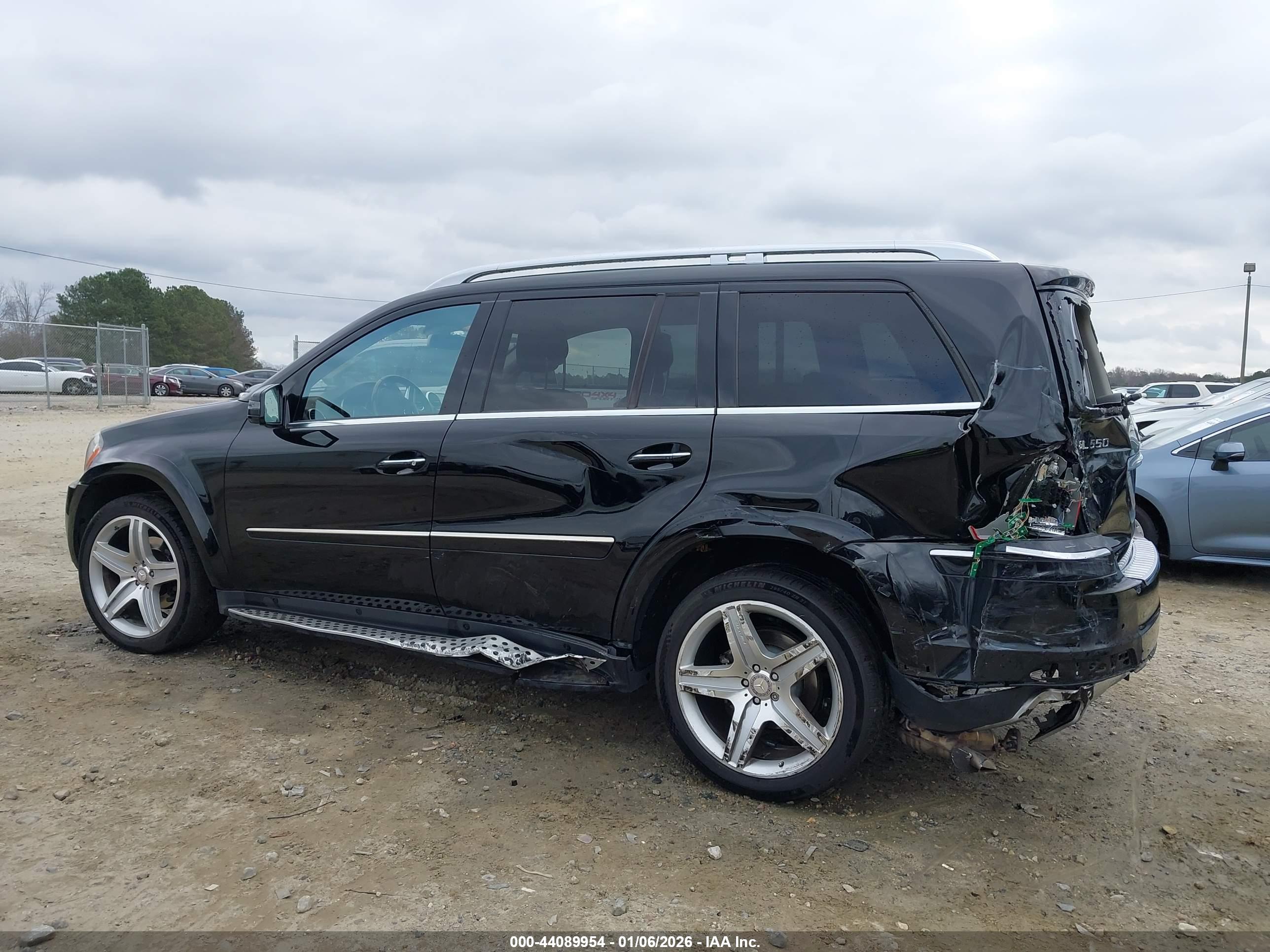 MERCEDES-BENZ GL image 6