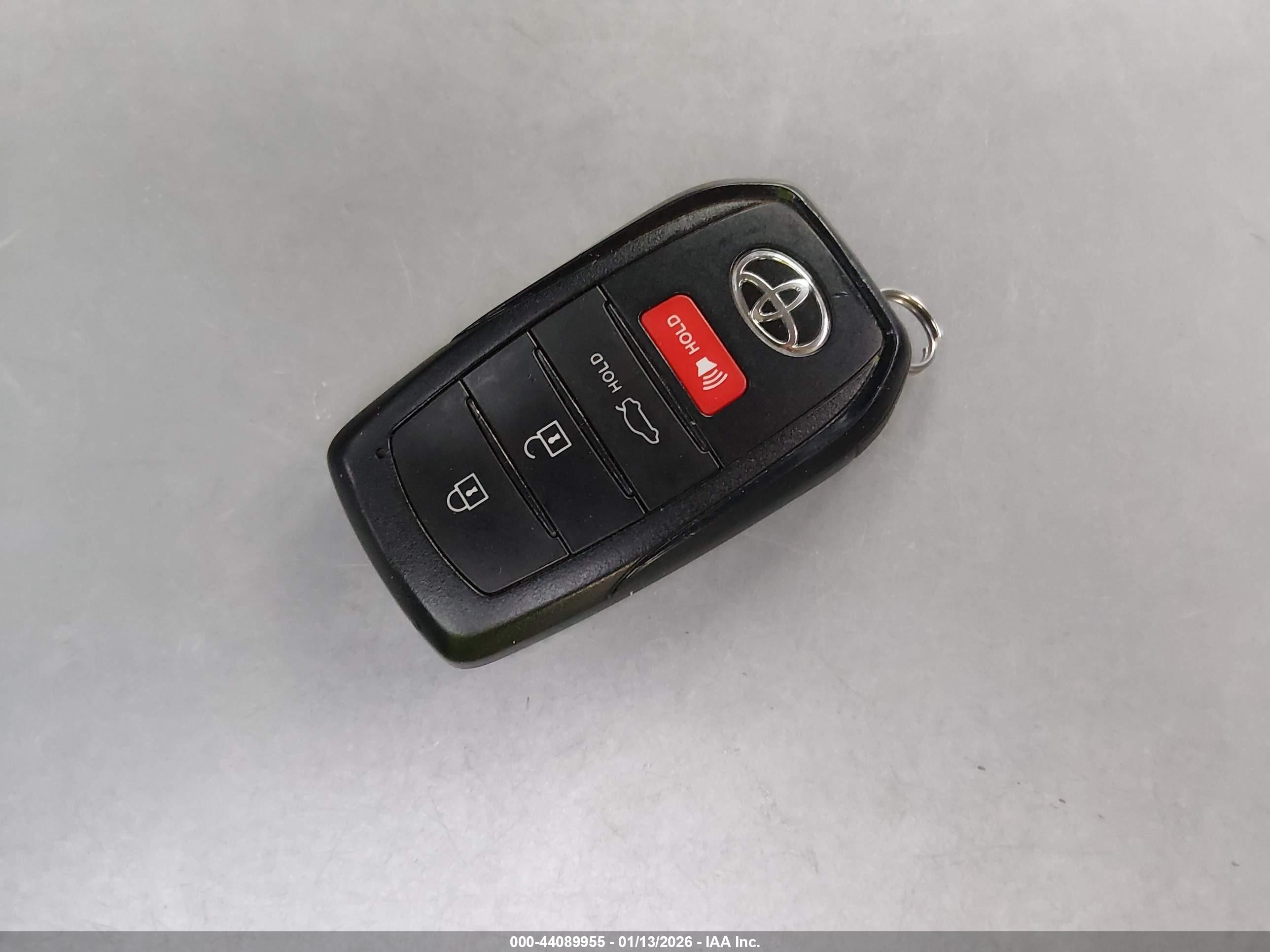 TOYOTA COROLLA image 11