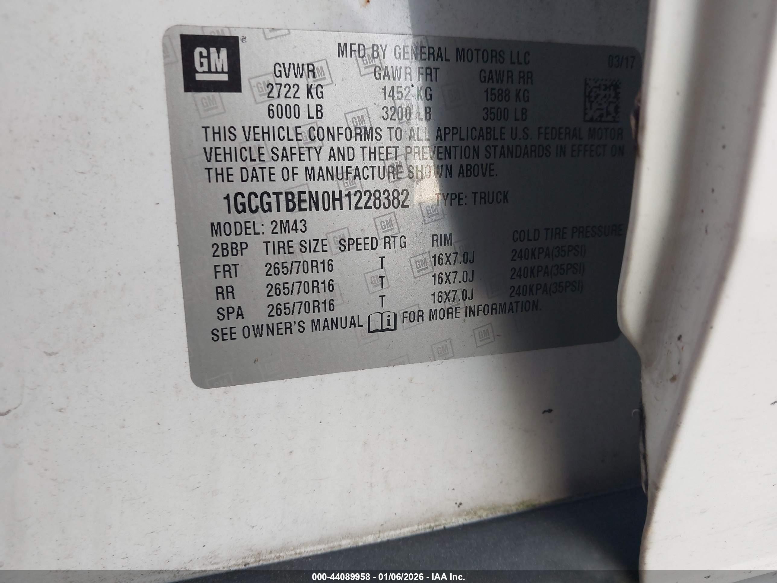 CHEVROLET COLORADO image 9