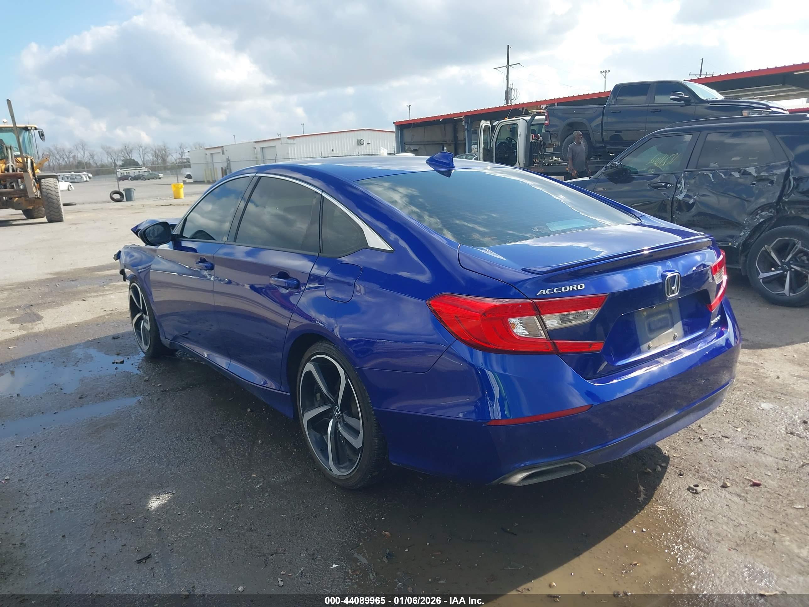 HONDA ACCORD image 3